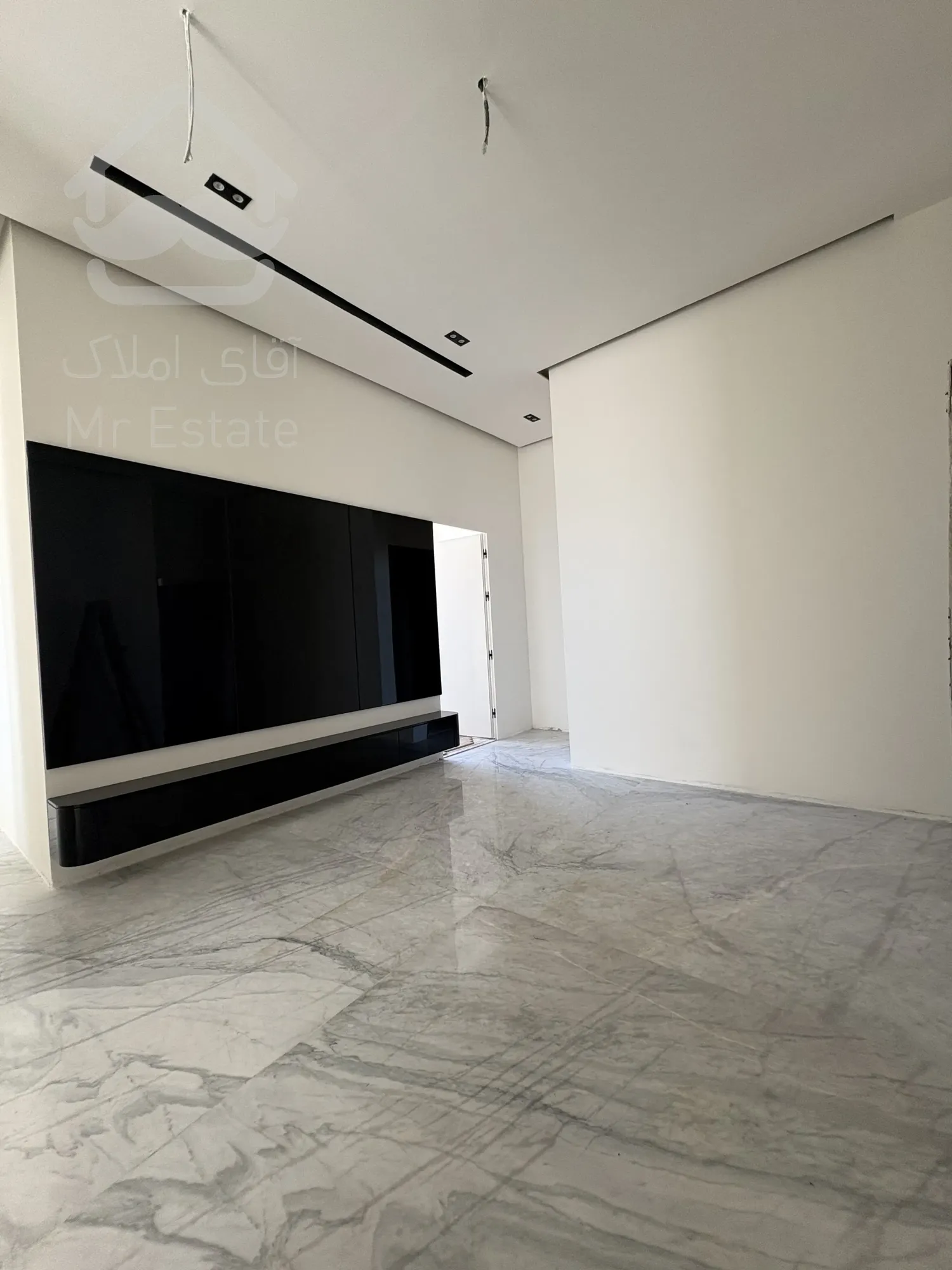 مدرن آجودانیه ۳۰۰متر ۳مستر فول مشاعات ویوبی نظیر