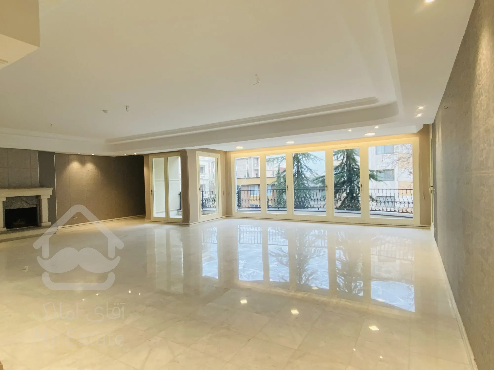 رهن و اجاره آپارتمان 400متری فرمانیه اکازیون