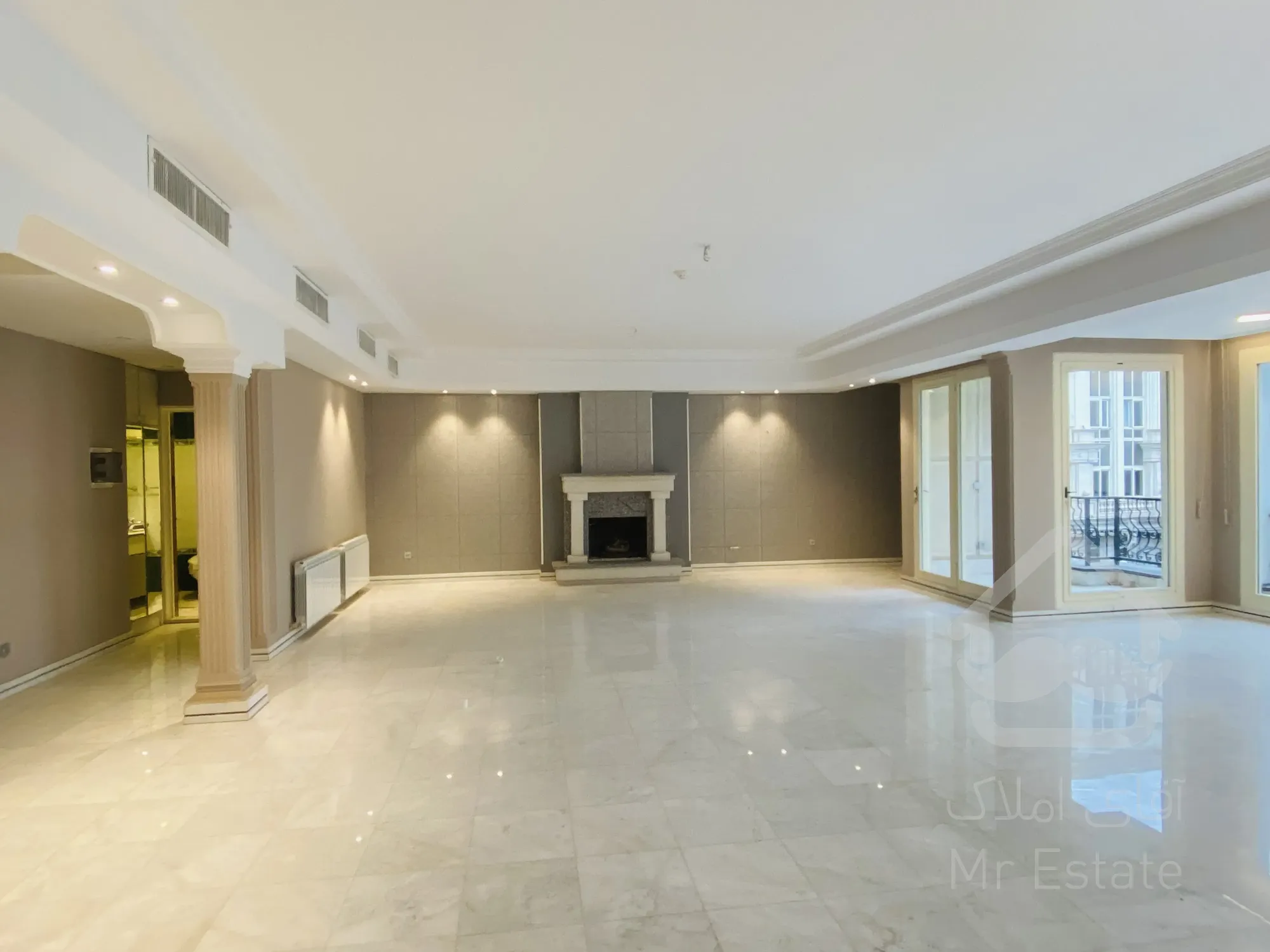 رهن و اجاره آپارتمان 400متری فرمانیه اکازیون