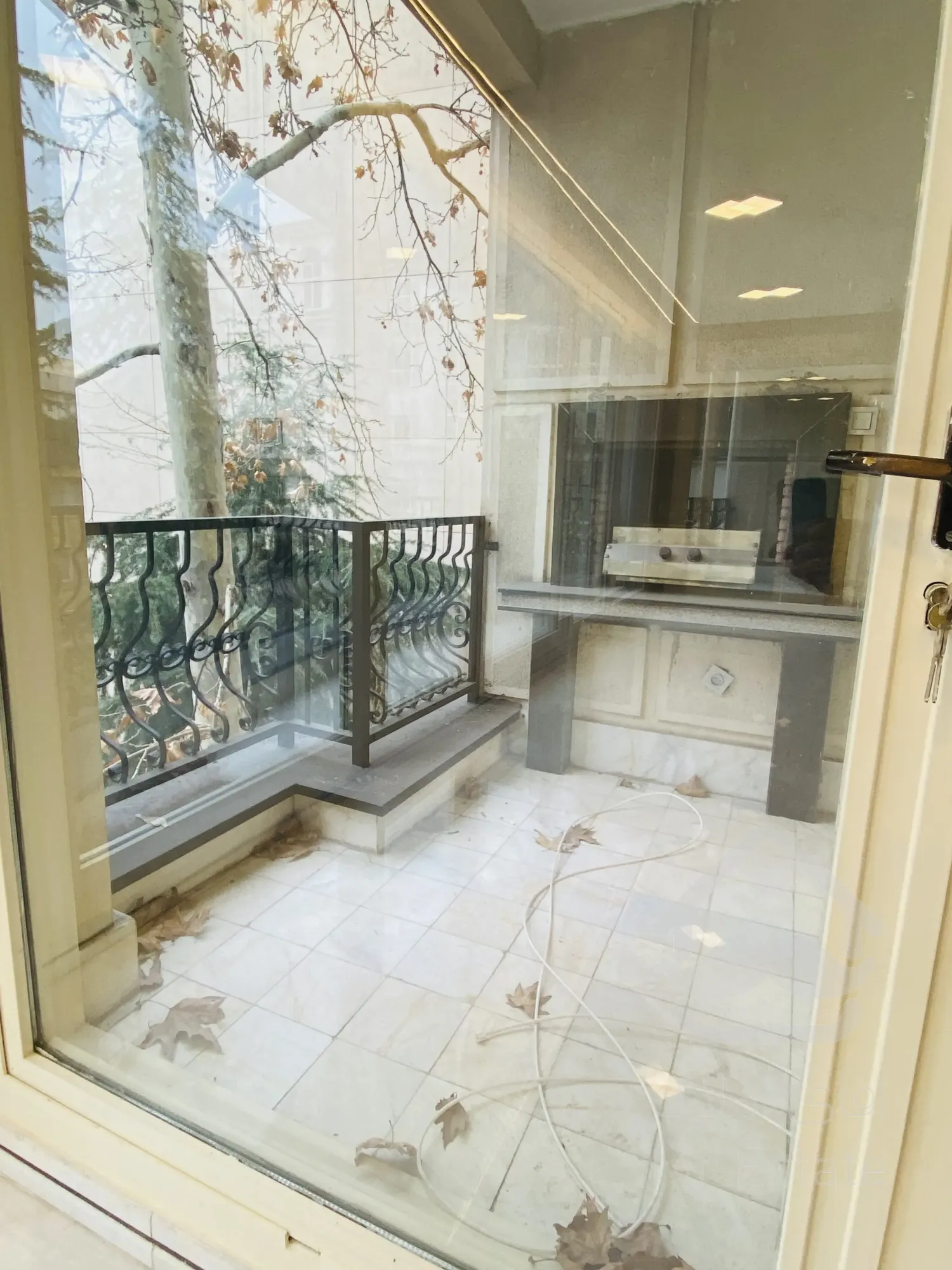 رهن و اجاره آپارتمان 400متری فرمانیه اکازیون