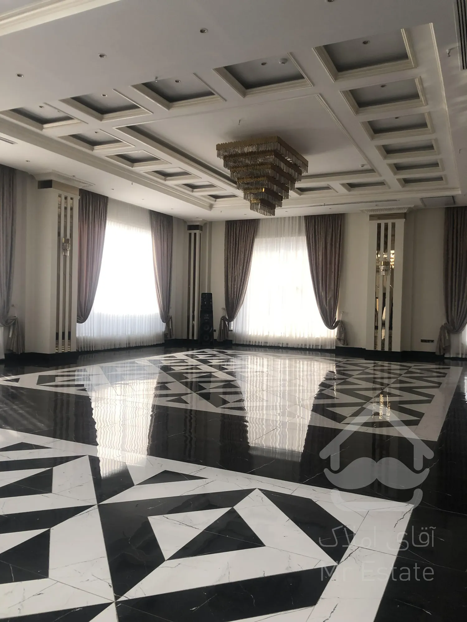 پیش فروش واحد مسکونی رونیکاپالاس دردشت