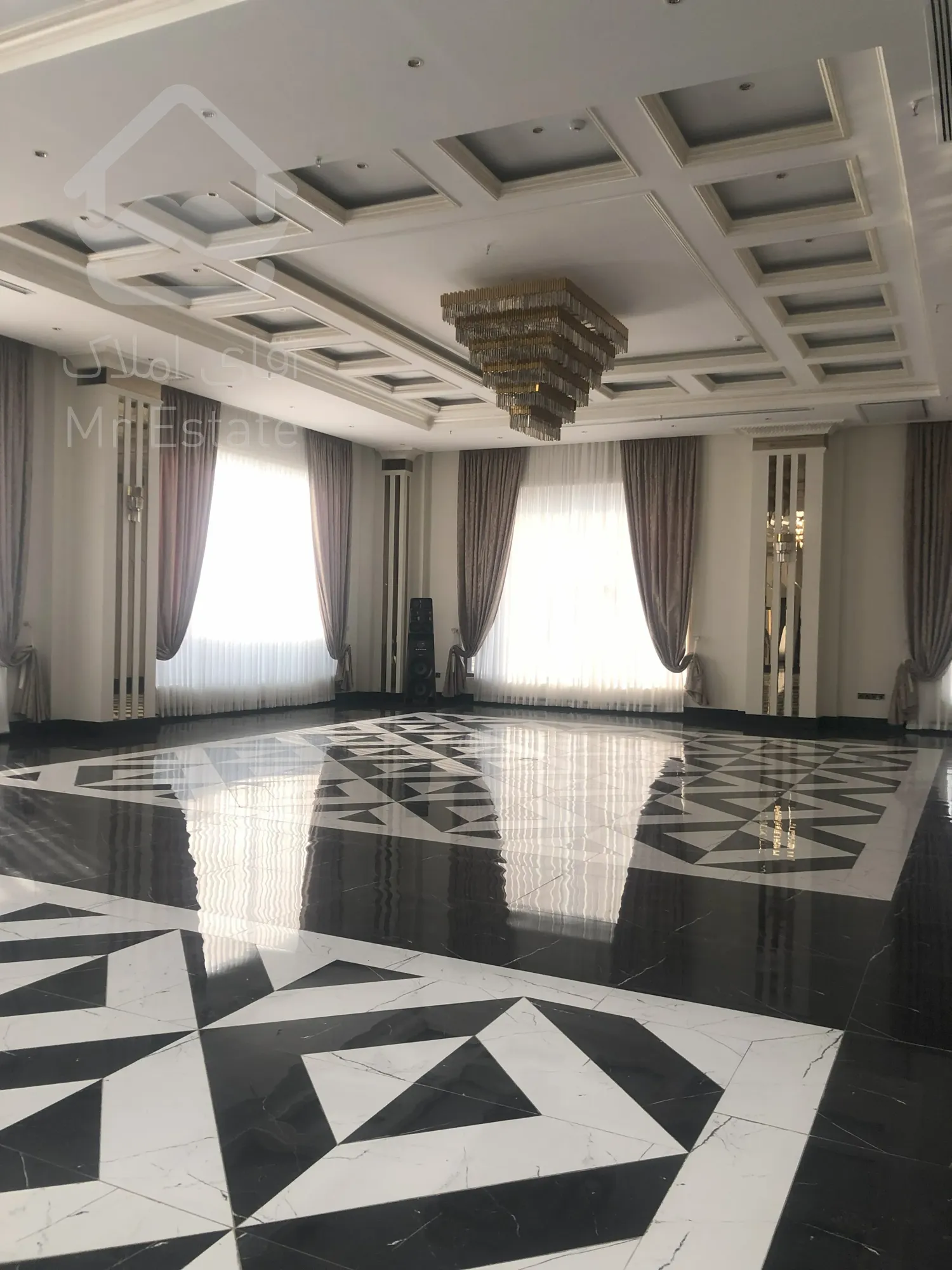 پیش فروش پروژه رونیکاپالاس دردشت سبک نوین زندگی