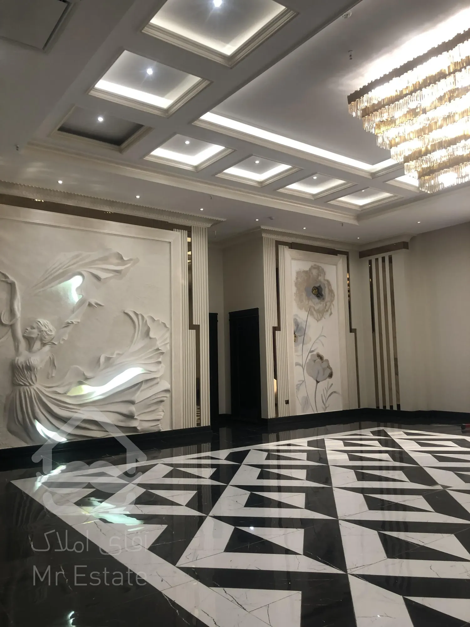 فروش واحد 82 متر رونیکاپالاس نیایش در پنج تن