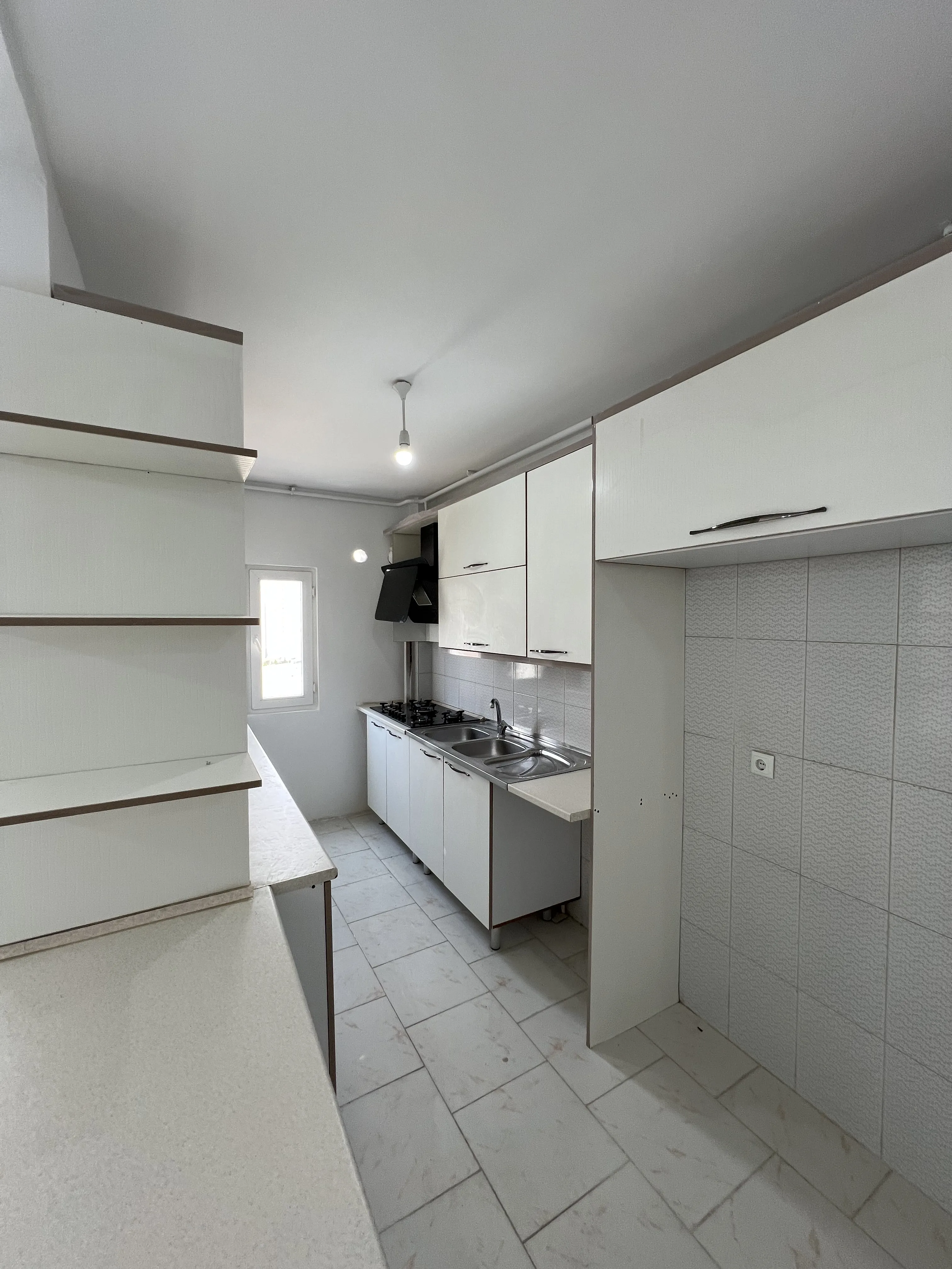 آپارتمان فاز۱۱ زون ۴ بلوک ۲۹ طبقه ششم ویودار و فول