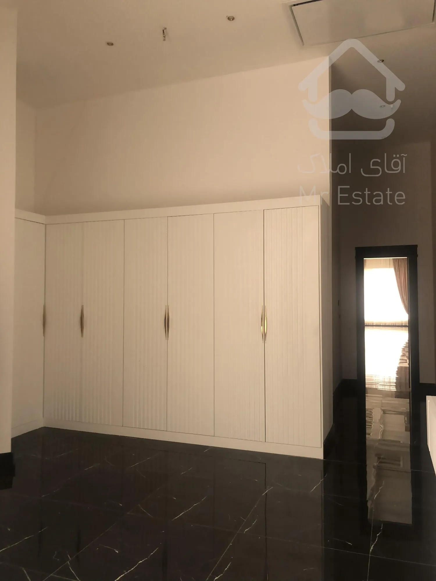 پیش فروش آپارتمان 121 متری در نارمک