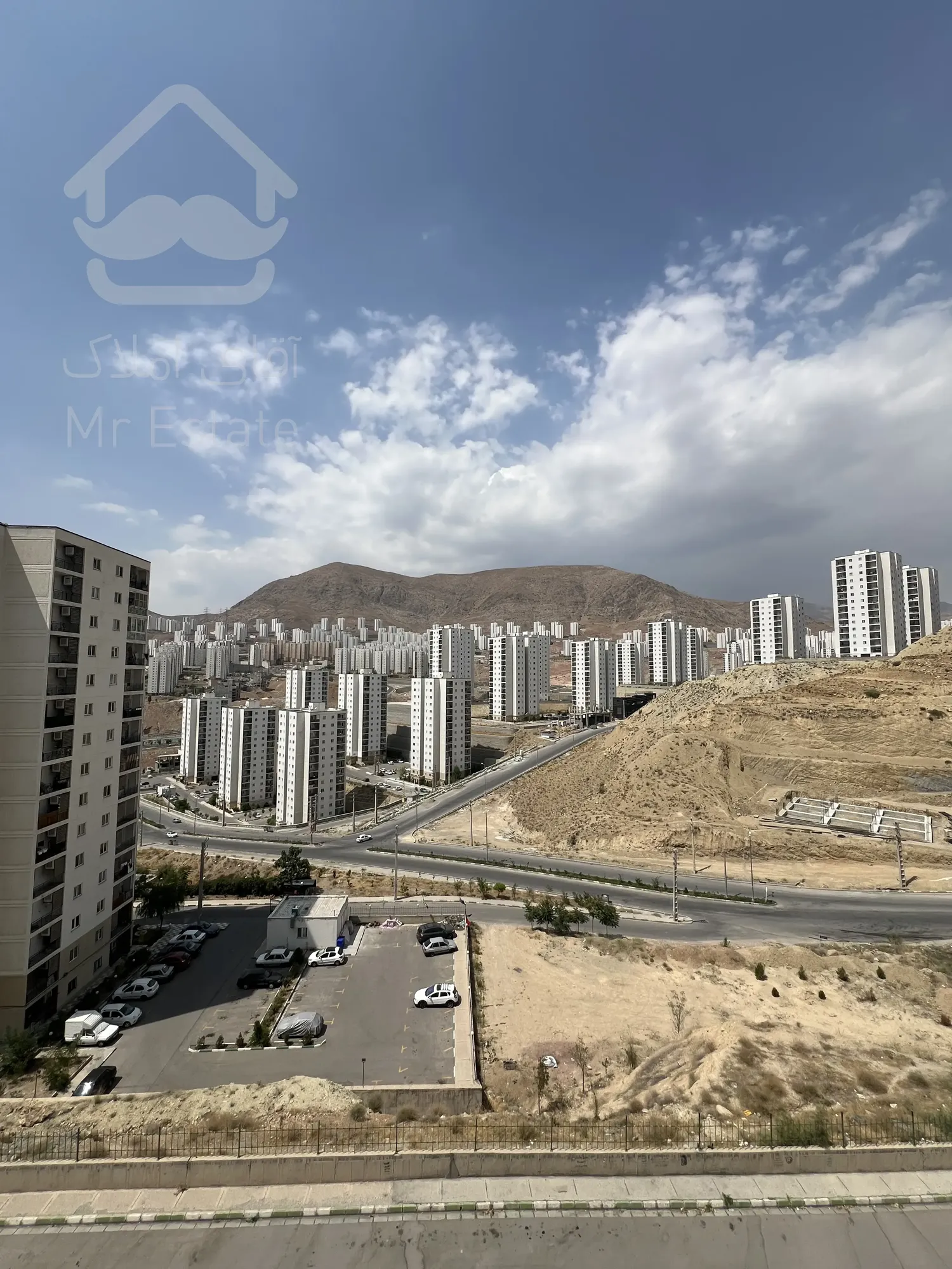 آپارتمان فاز۱۱ زون ۴ بلوک ۲۹ طبقه ششم ویودار و فول