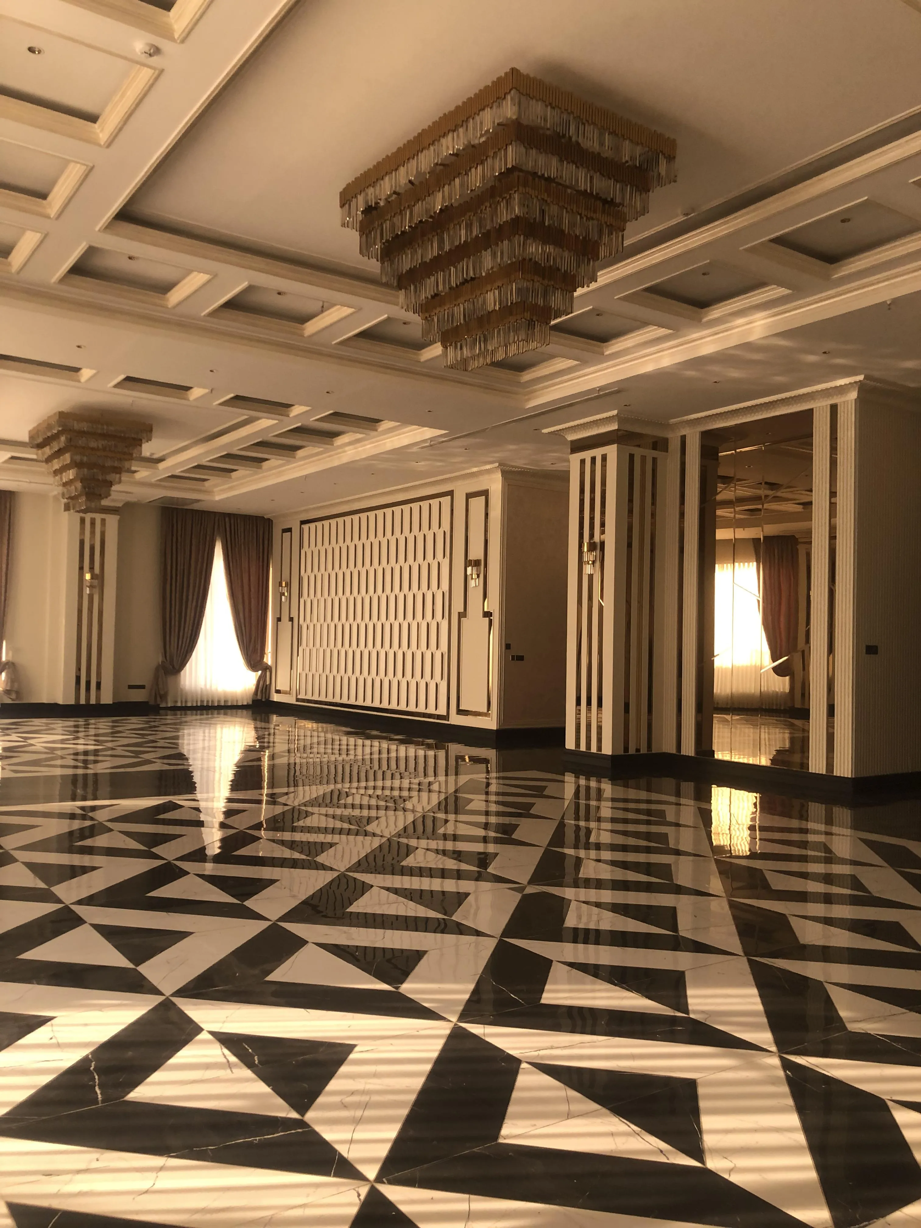 پیش فروش واحد مسکونی 125 متری رونیکاپالاس دردشت