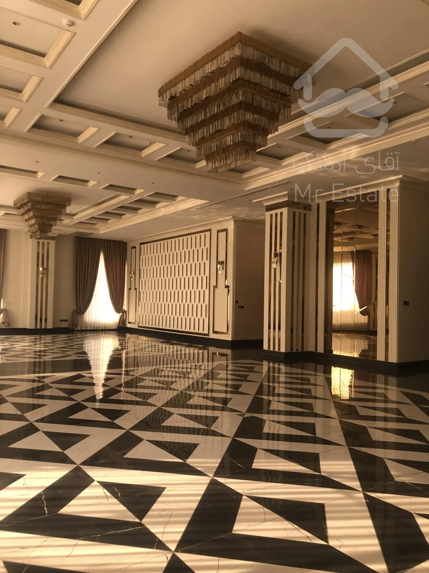 پیش فروش واحد  121 متر پروژه لوکس رونیکا پالاس نارمک