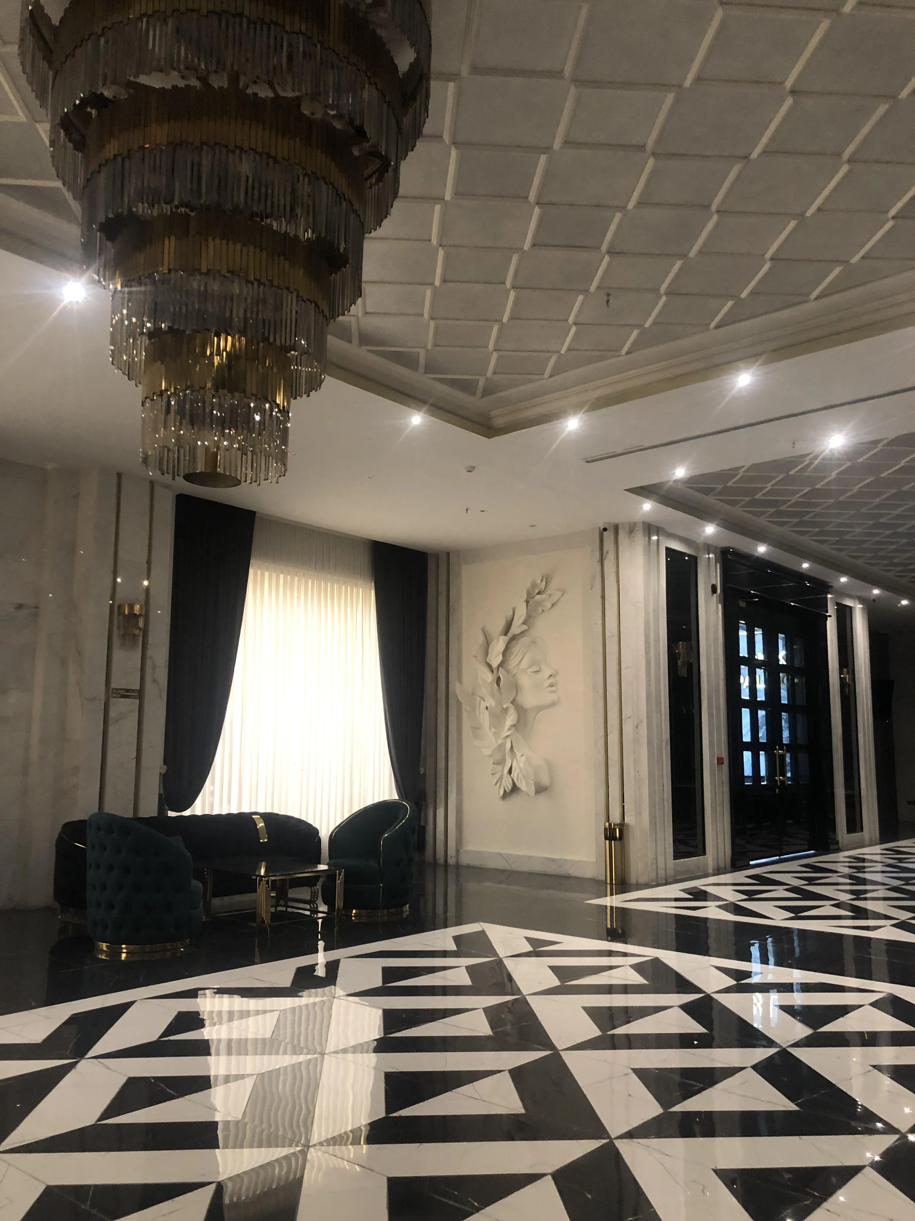 پیش  فروش واحد شیک با طراحی مدرن