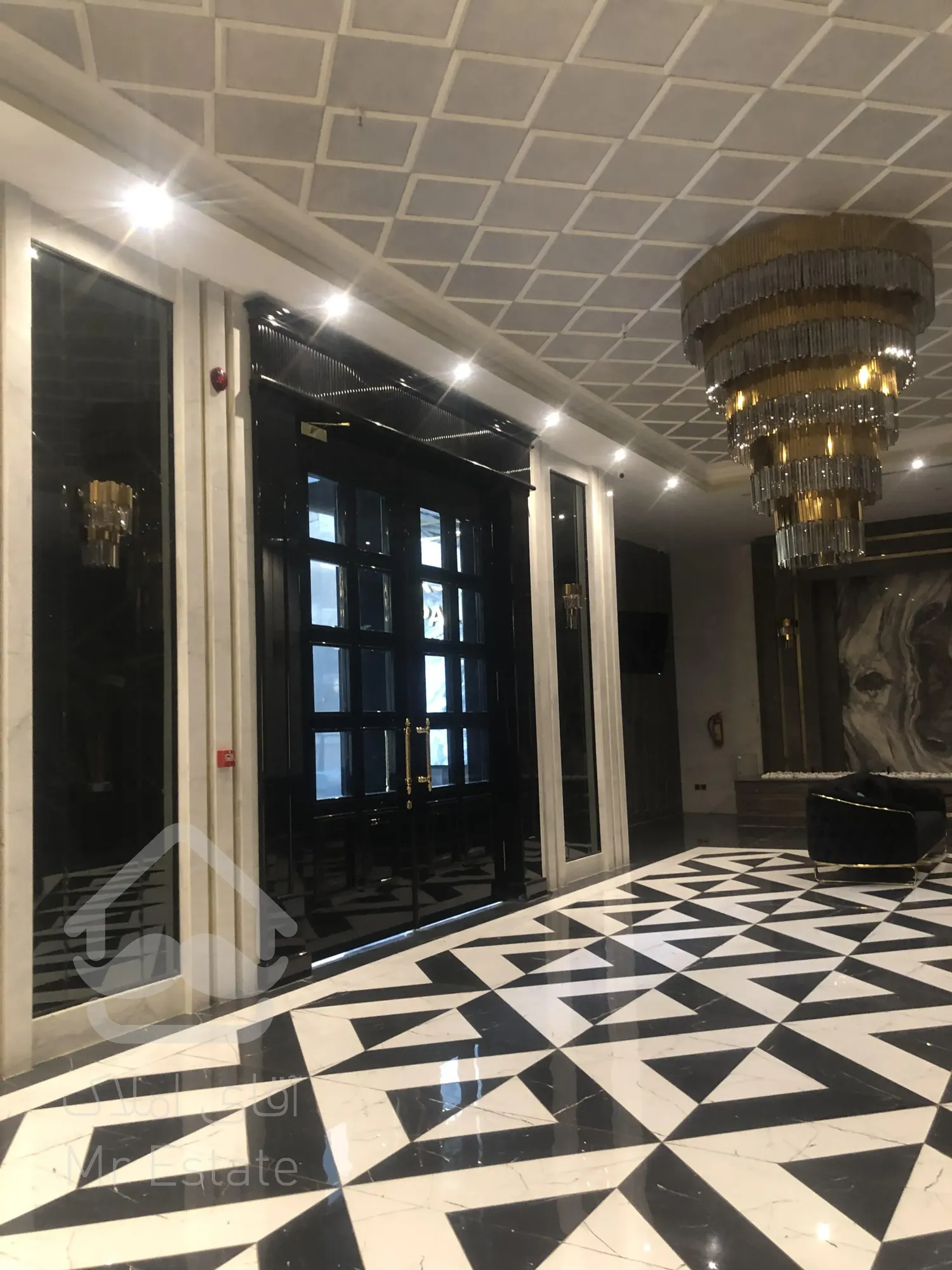 پیش فروش واحد 125 متری رونیکاپالاس دردشت