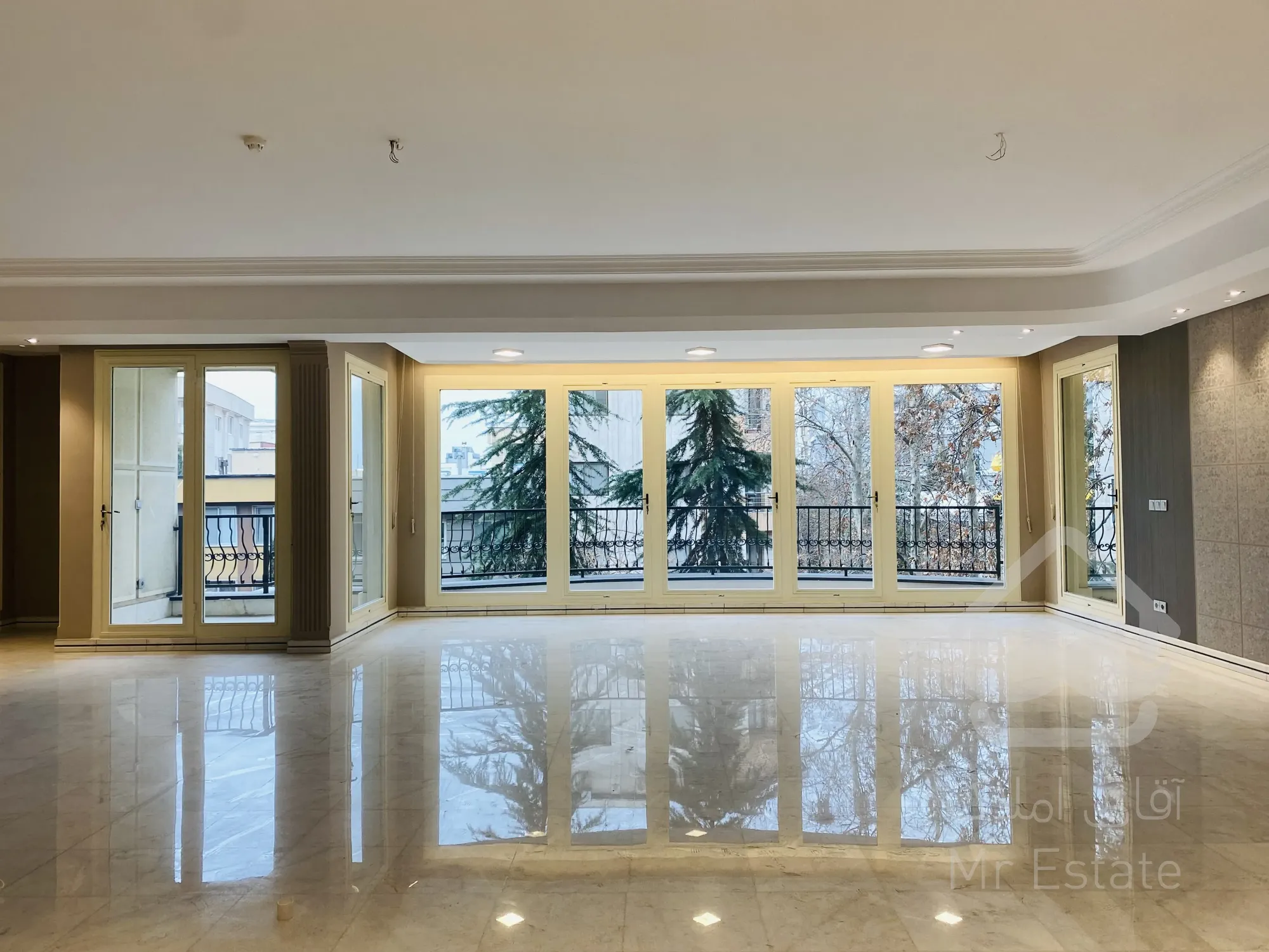 رهن و اجاره آپارتمان 400متری فرمانیه اکازیون