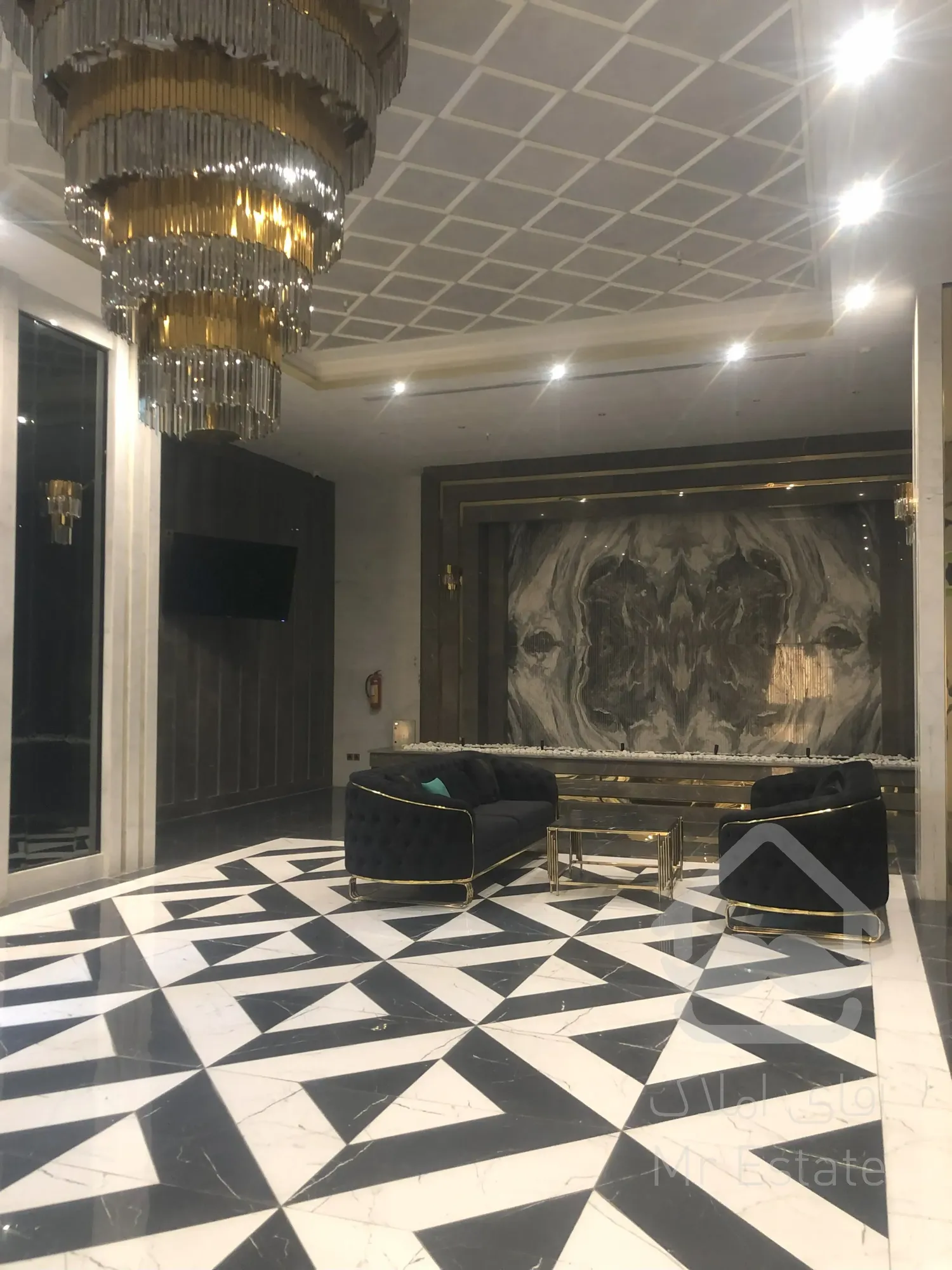 فروش واحد لوکس 105 متر رونیکاپالاس نیایش