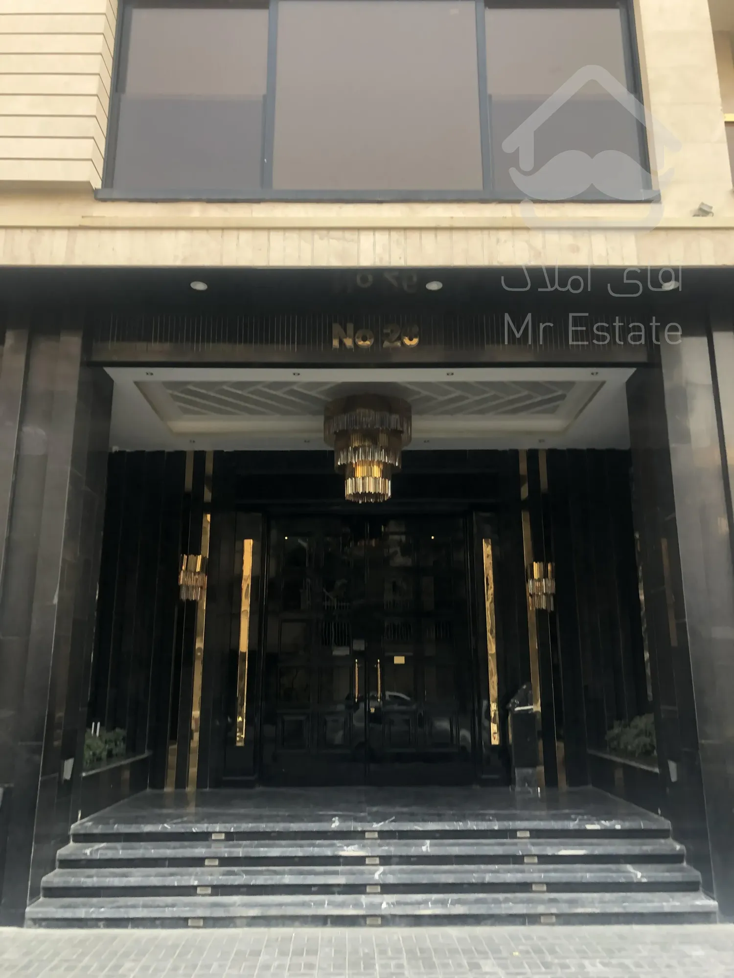 پیش فروش واحد 230متری واقع در شهرک لاله