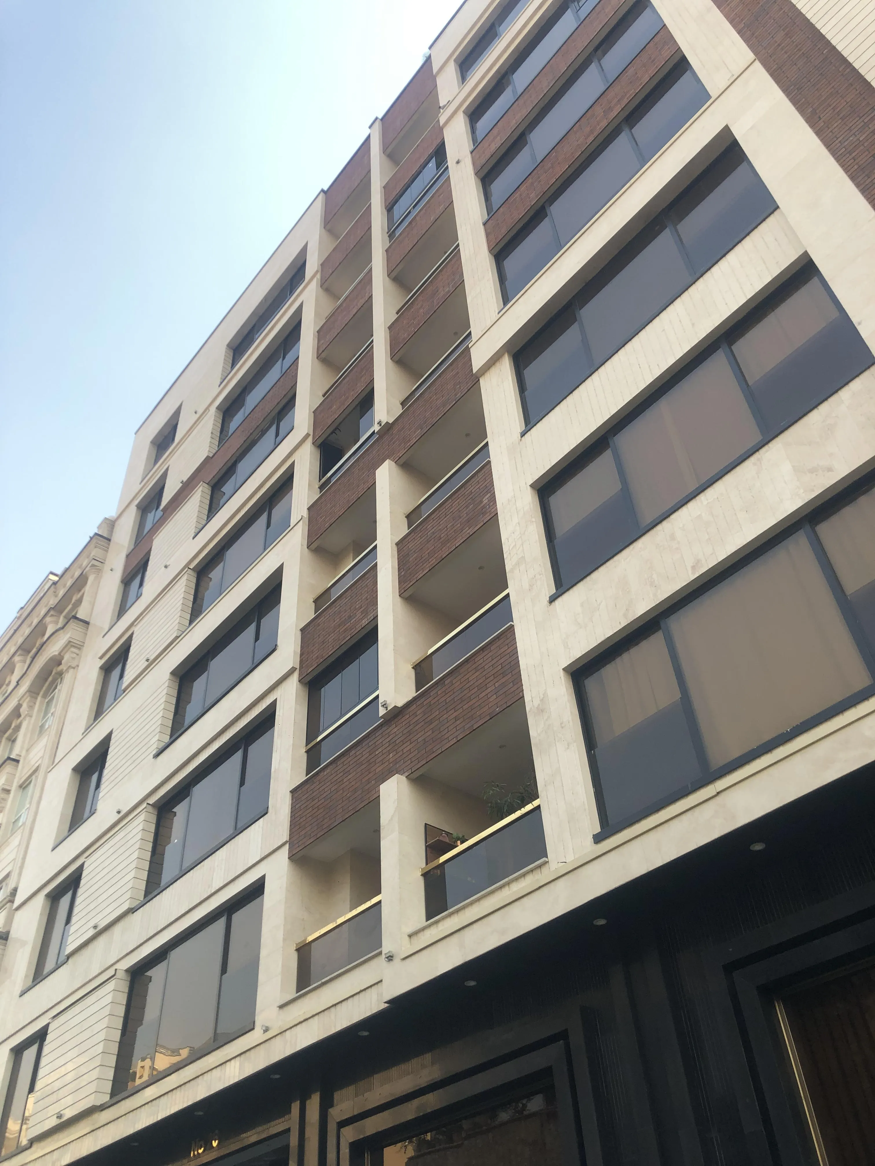 پیش فروش واحد 116متری در لاله