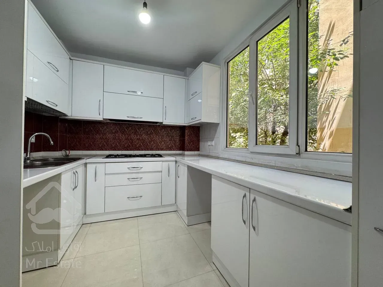 فروش آپارتمان ۶۳ متری ۱ خوابه نما تراورتن کم واحد کوی ارم