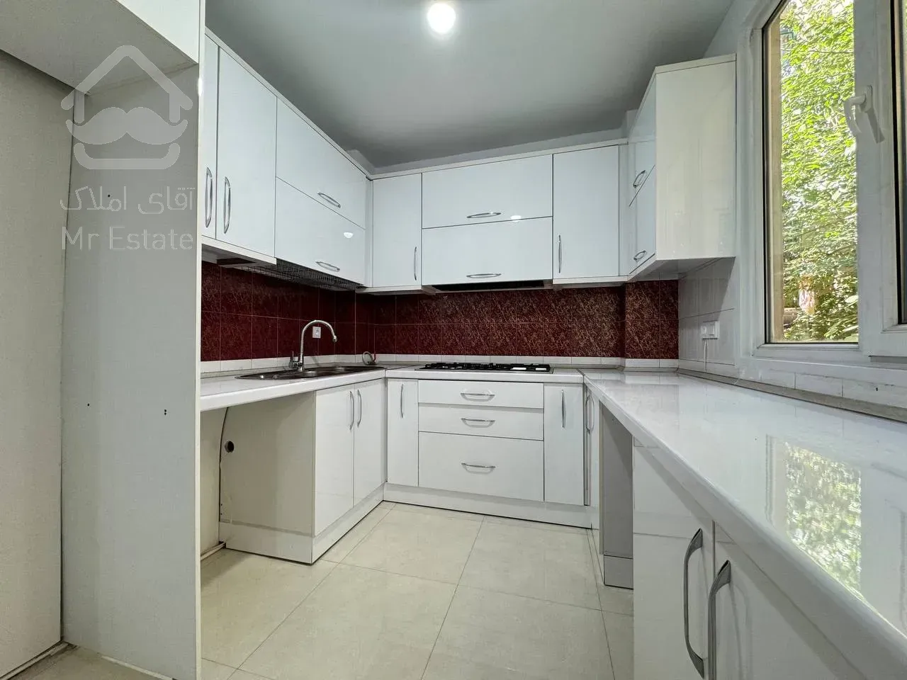 فروش آپارتمان ۷۰ متری ۲ خوابه فول امکانات فول دیزاین در سازمان برنامه