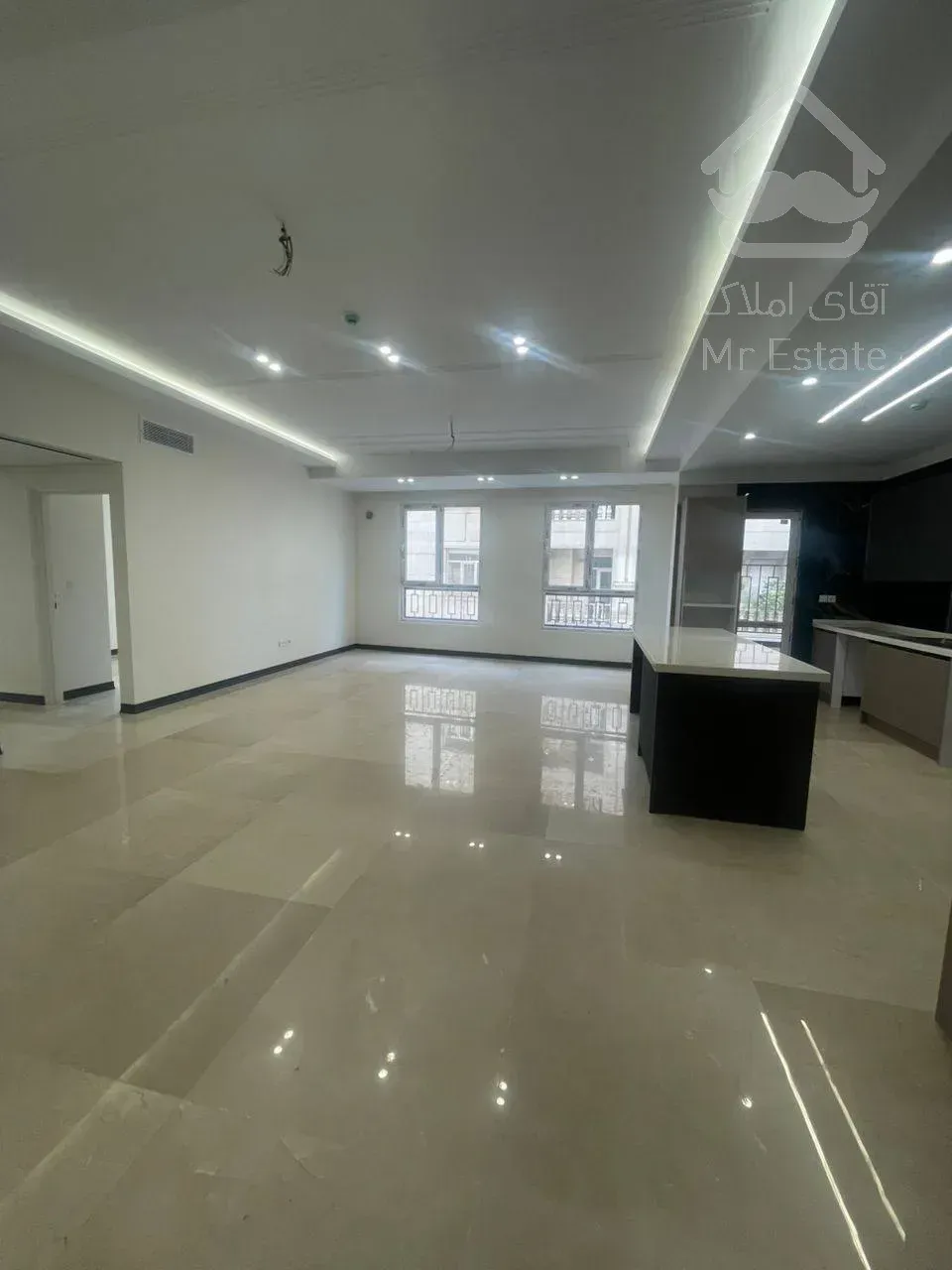 فروش آپارتمان ۹۹متری ۲خوابه نما تراورتن سالن پرده خور در شهرک نفت