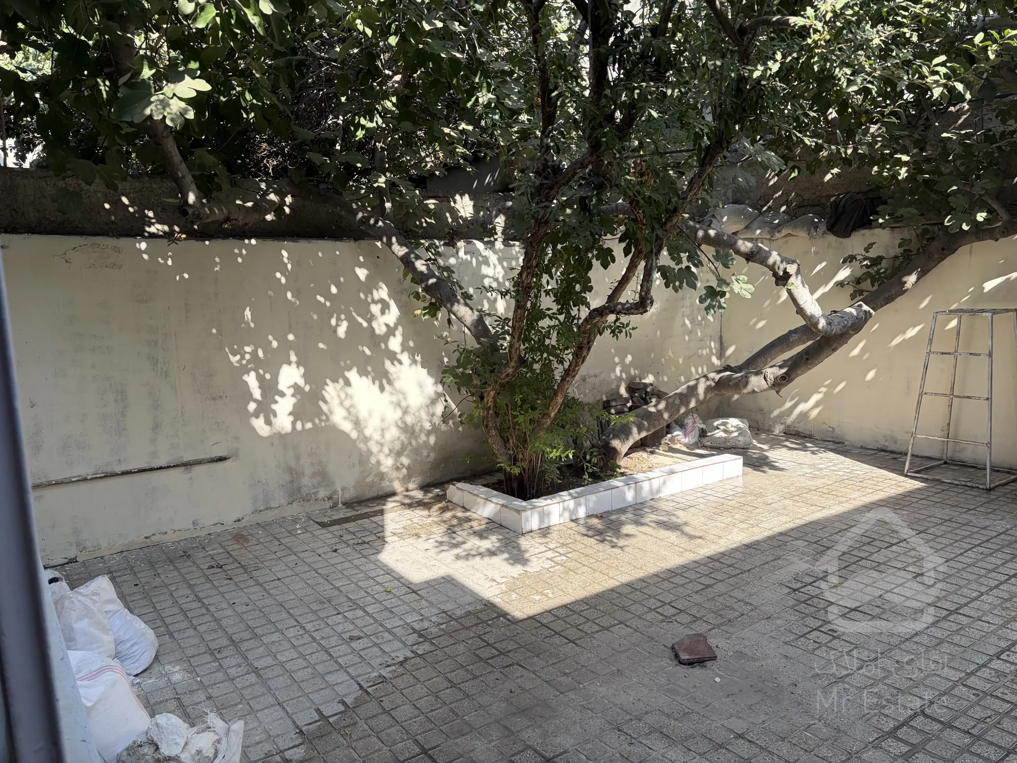 ویلایی دربست ۱ طبقه