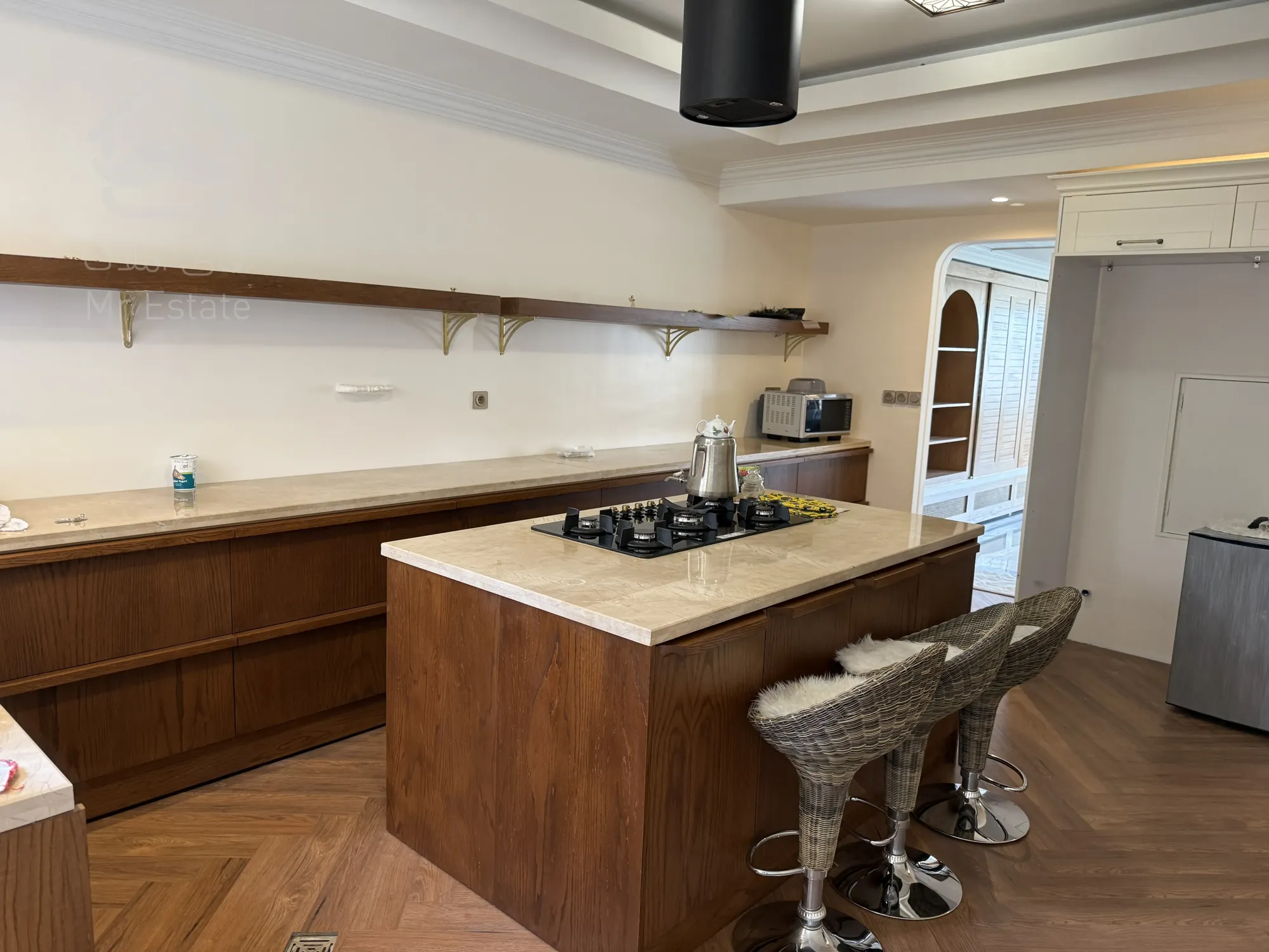 آپارتمان 350 متری گلستان جردن