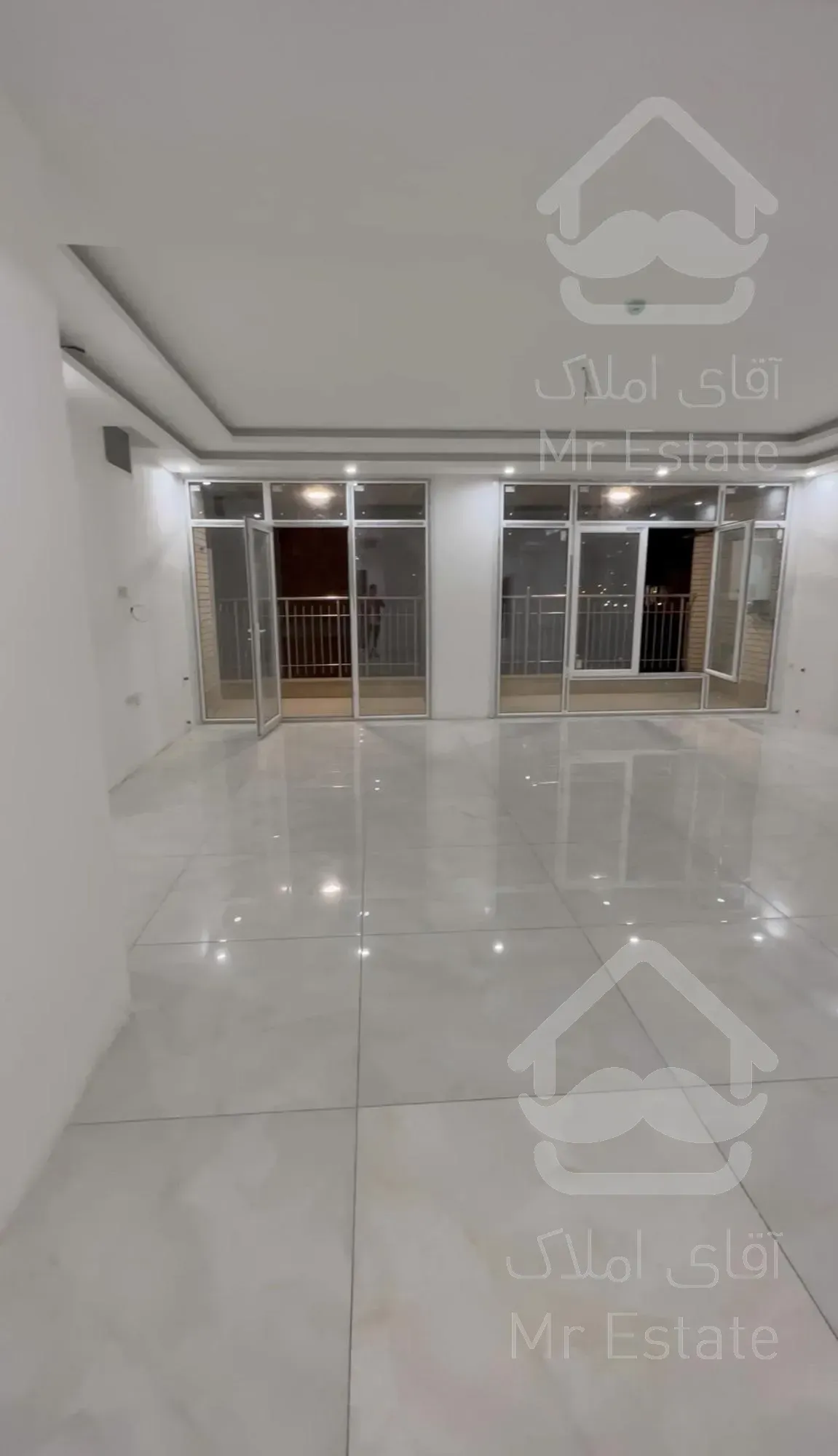 فروش آپارتمان۱۸۰متری(جمهوری)