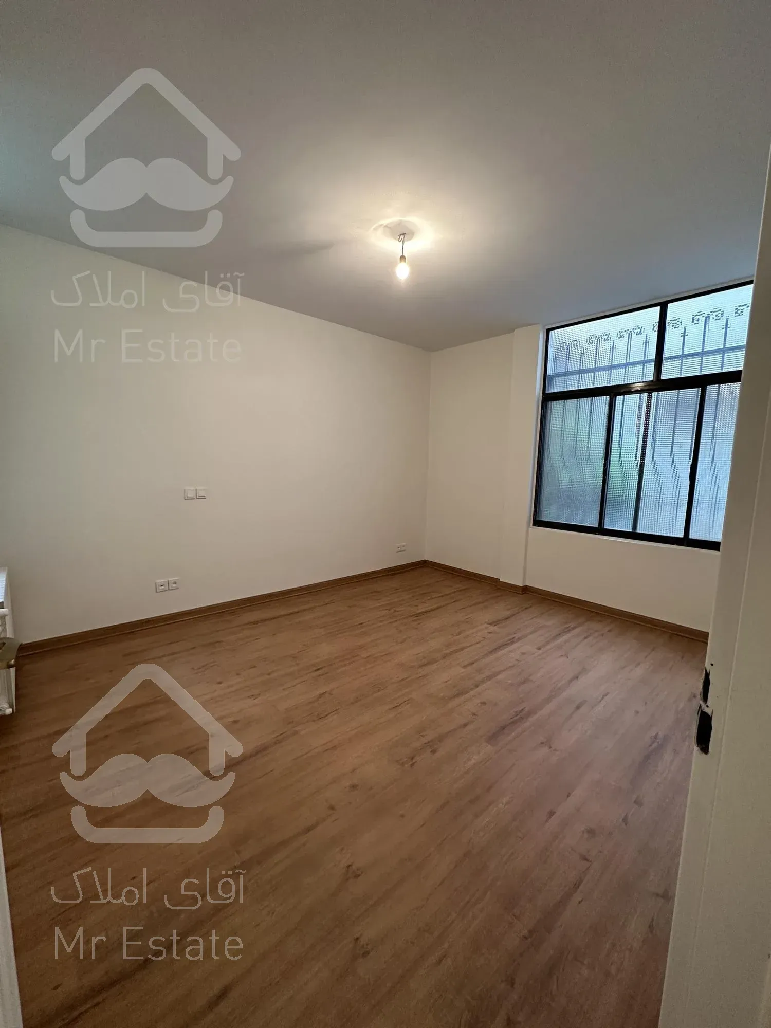 دروس ۲۶۰ متر ۳ خواب نوسازی شده