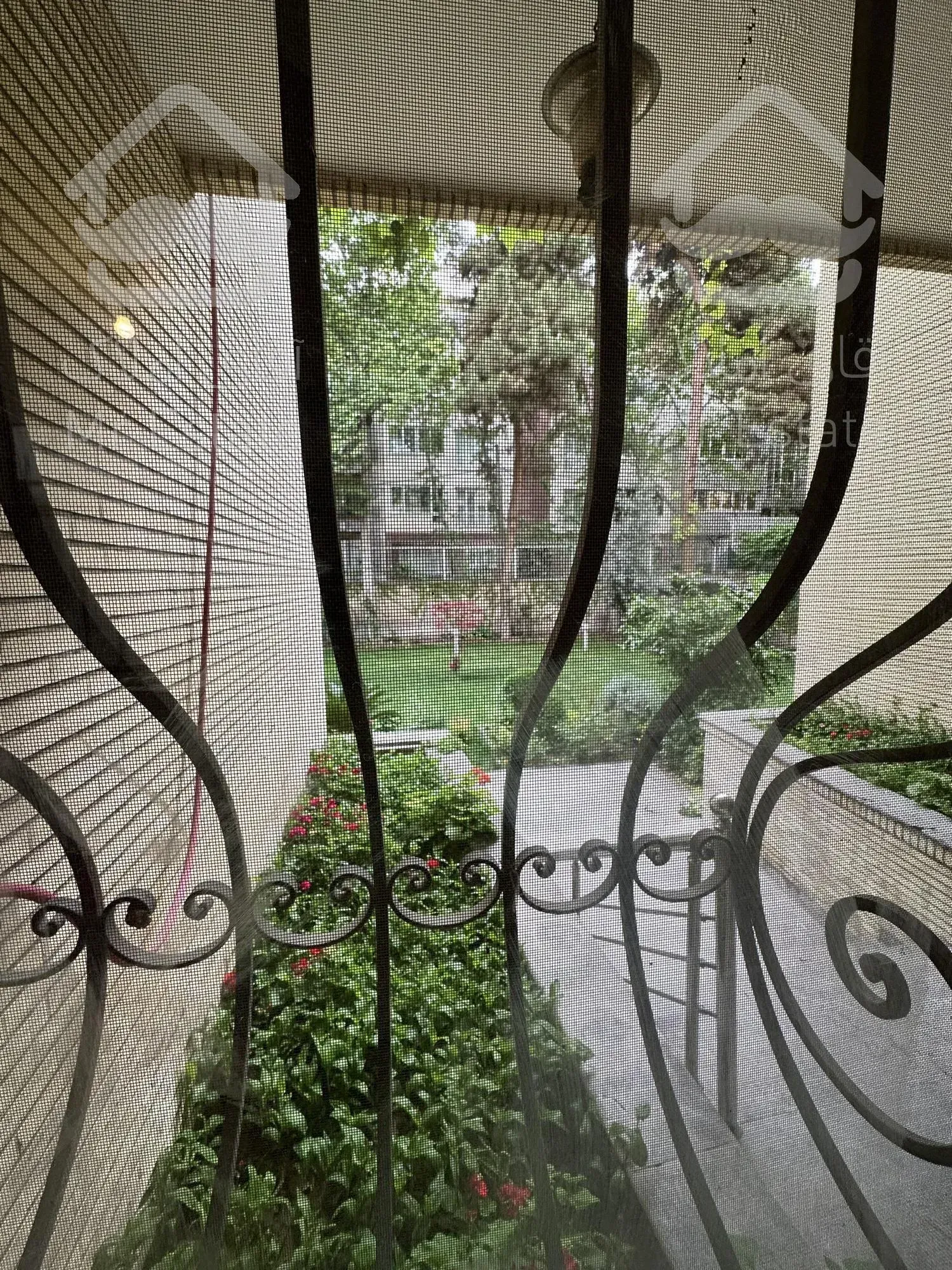 دروس ۲۶۰ متر ۳ خواب نوسازی شده