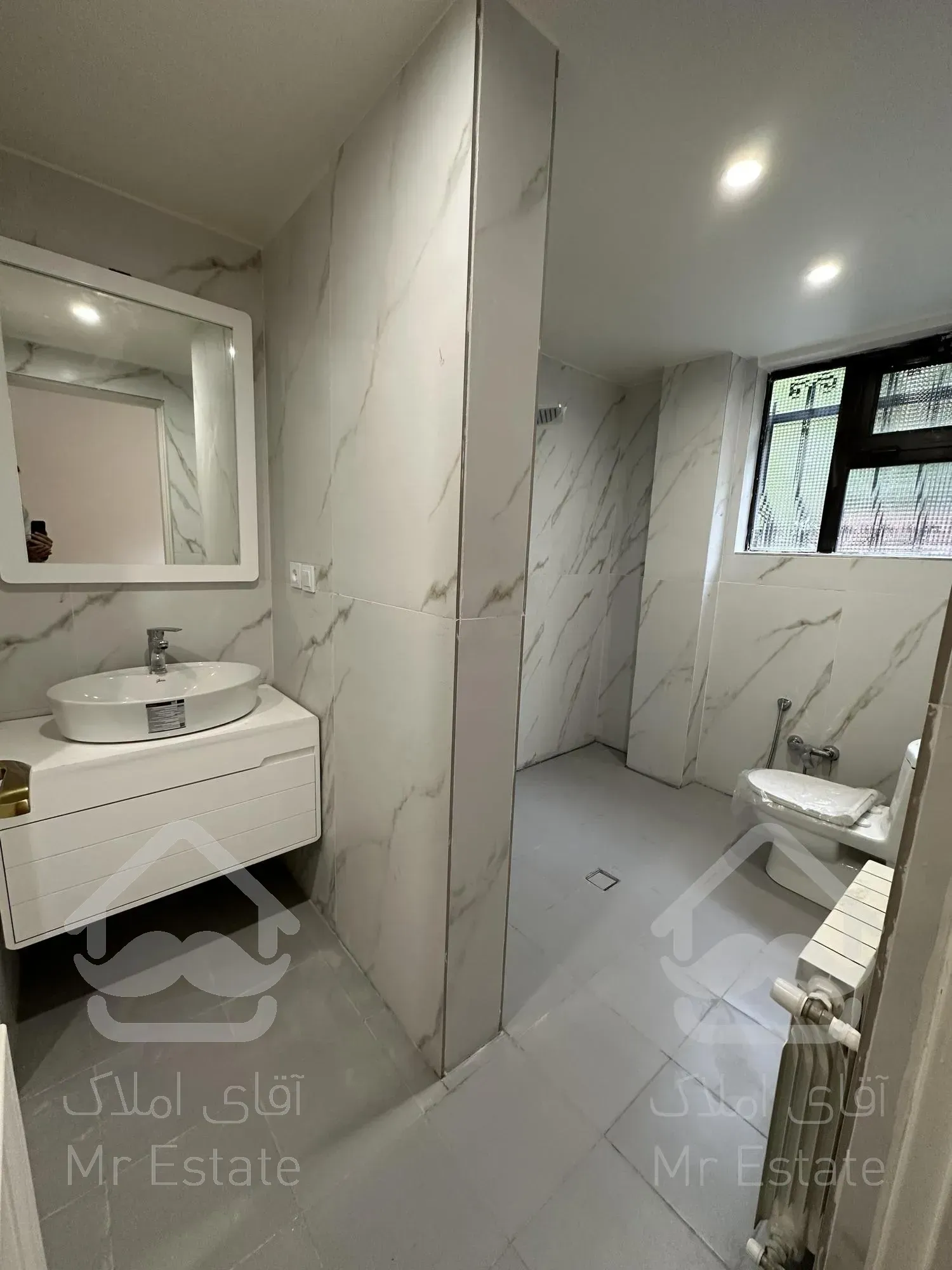 دروس ۲۶۰ متر ۳ خواب نوسازی شده