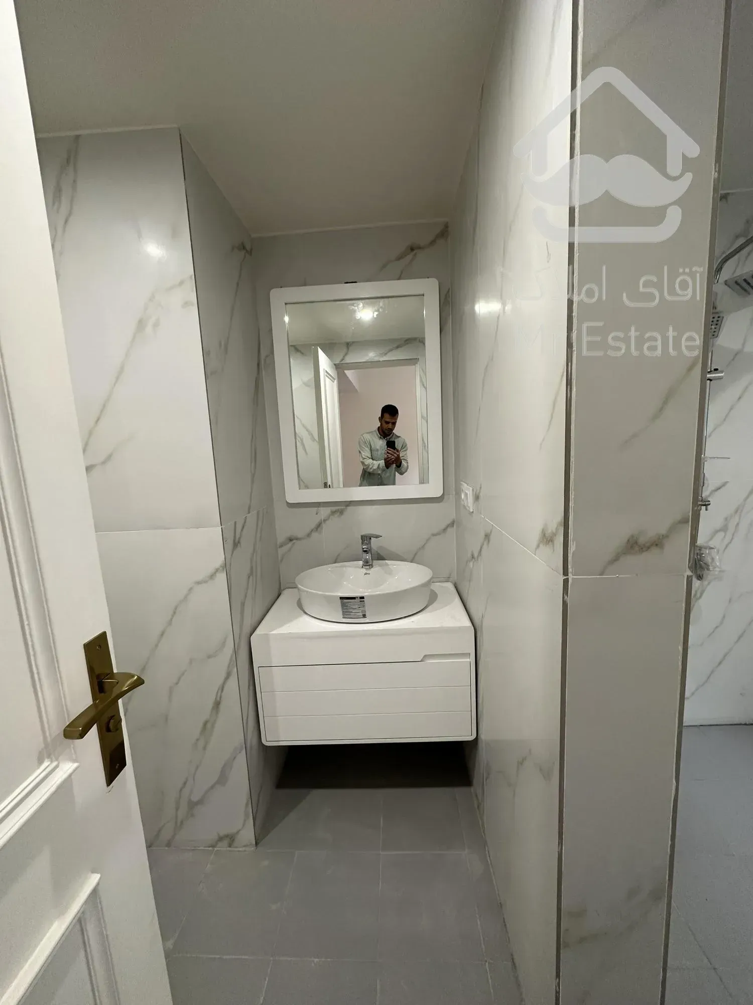 دروس ۲۶۰ متر ۳ خواب نوسازی شده