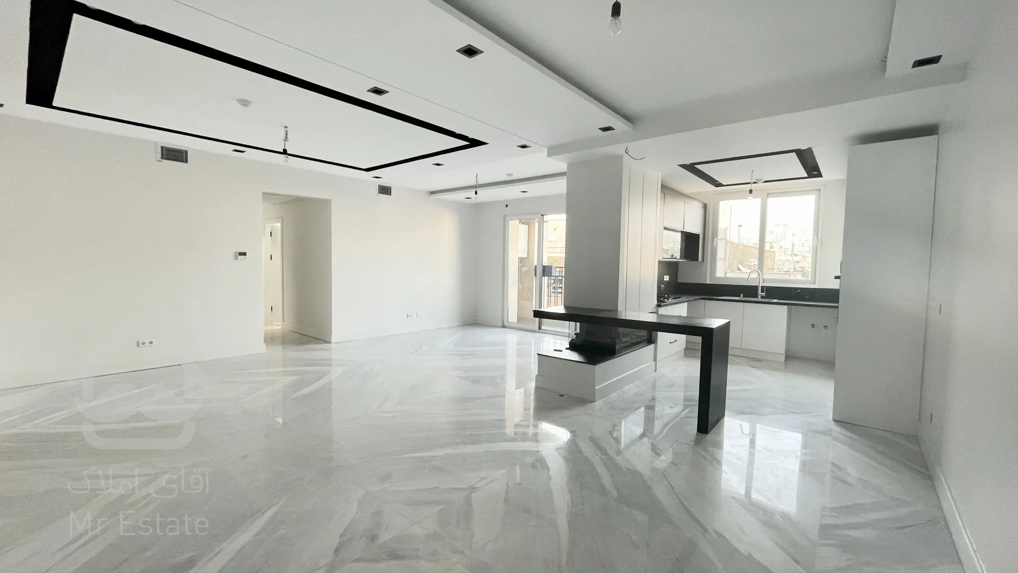 آپارتمان ۱۳۵متری ۳خوابه میرداماد ۲پارکینگ ارزنده