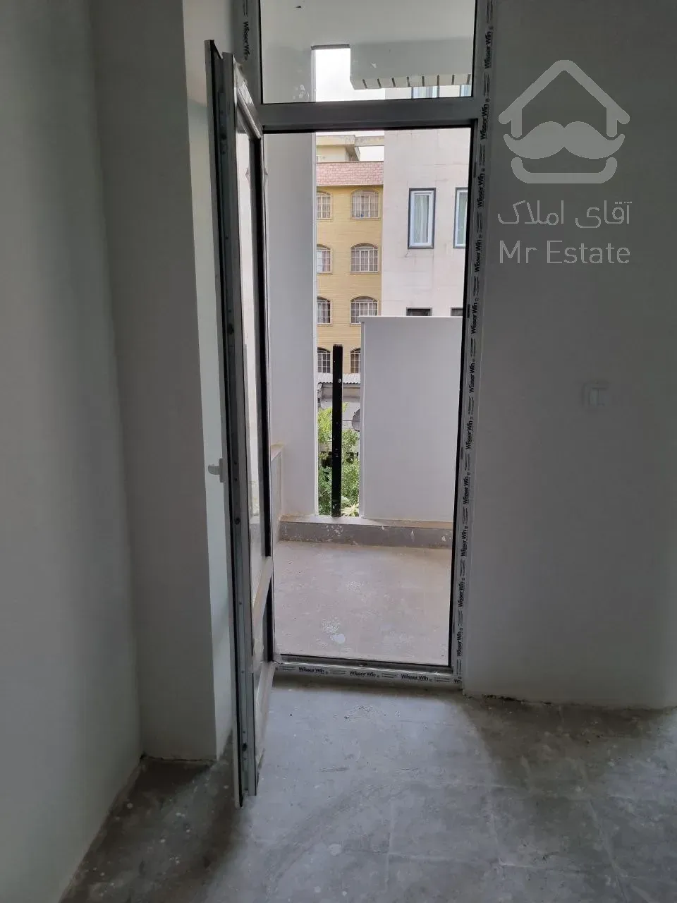 زیر قیمت منطقه