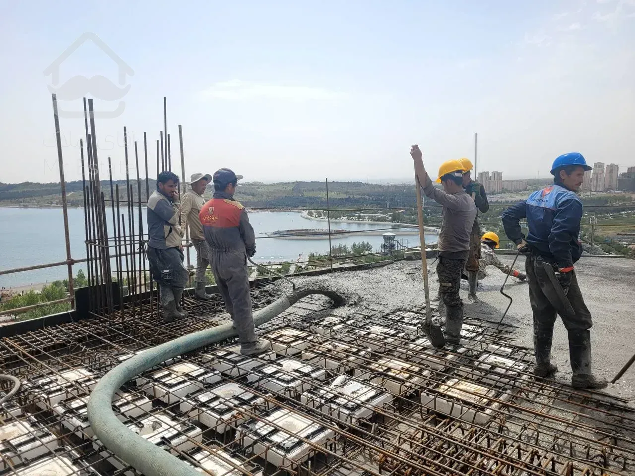 ۱۰ متر تجاری شهرطلا فاز یک / طلا و جواهر