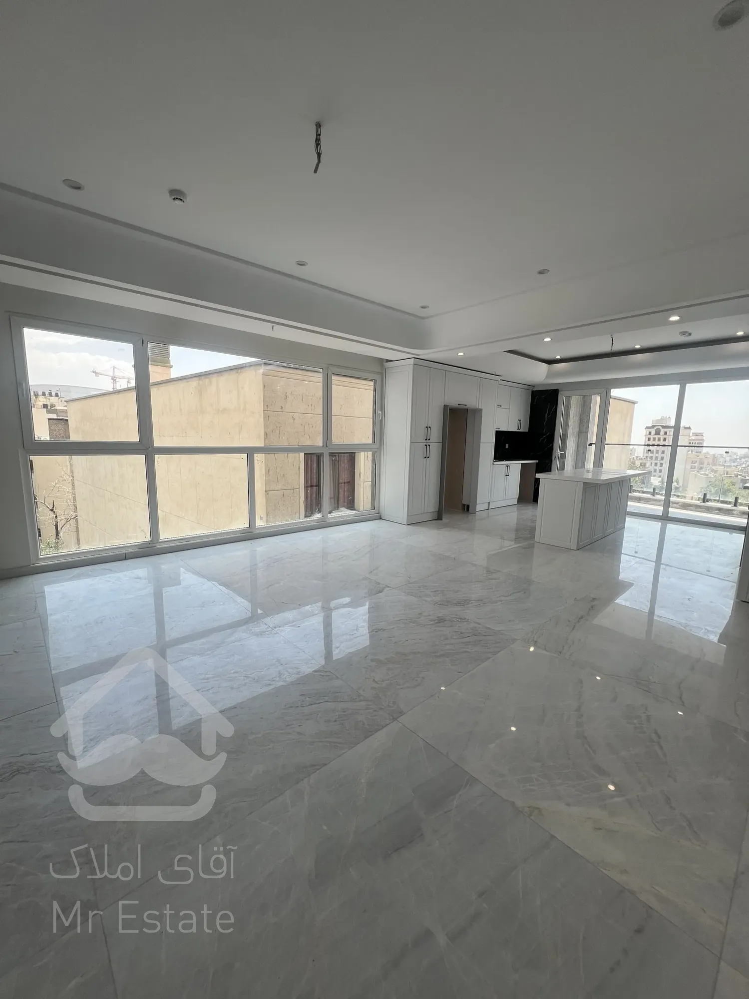 220متر مدرن کلید نخورده فرمانیه