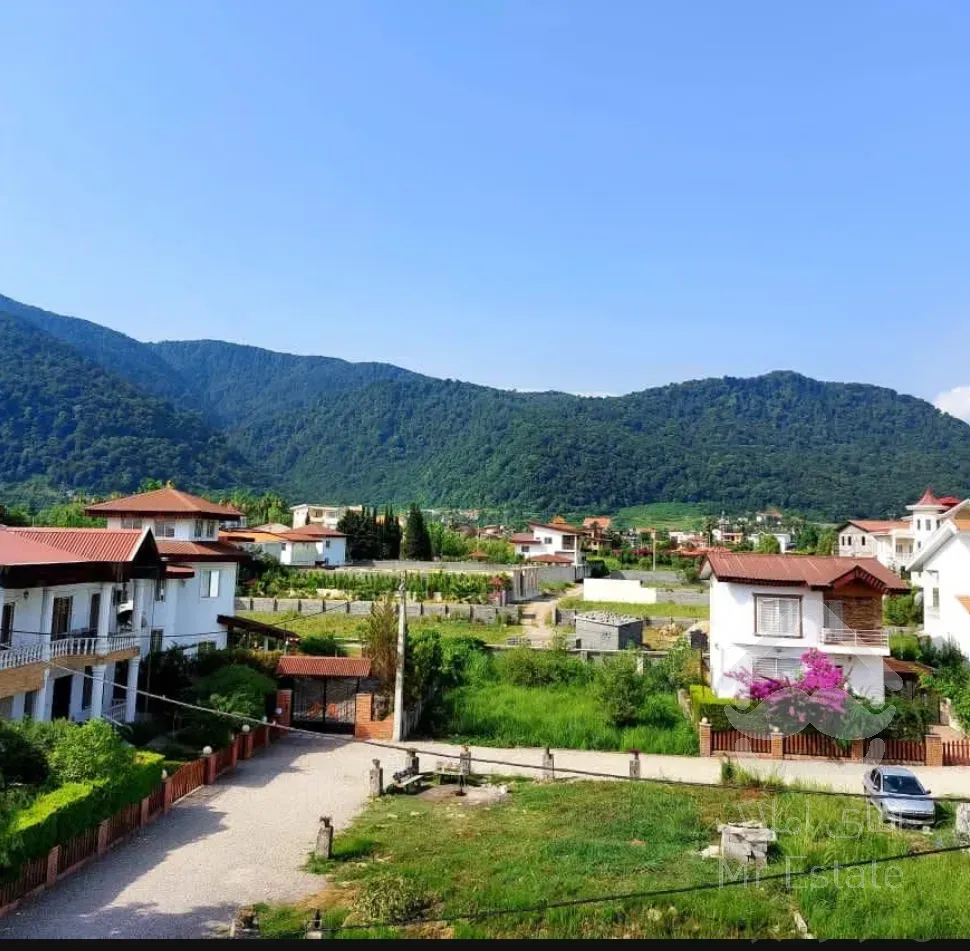 ۳۳۴ متر ویلا شهرکی در نوشهر زیبا