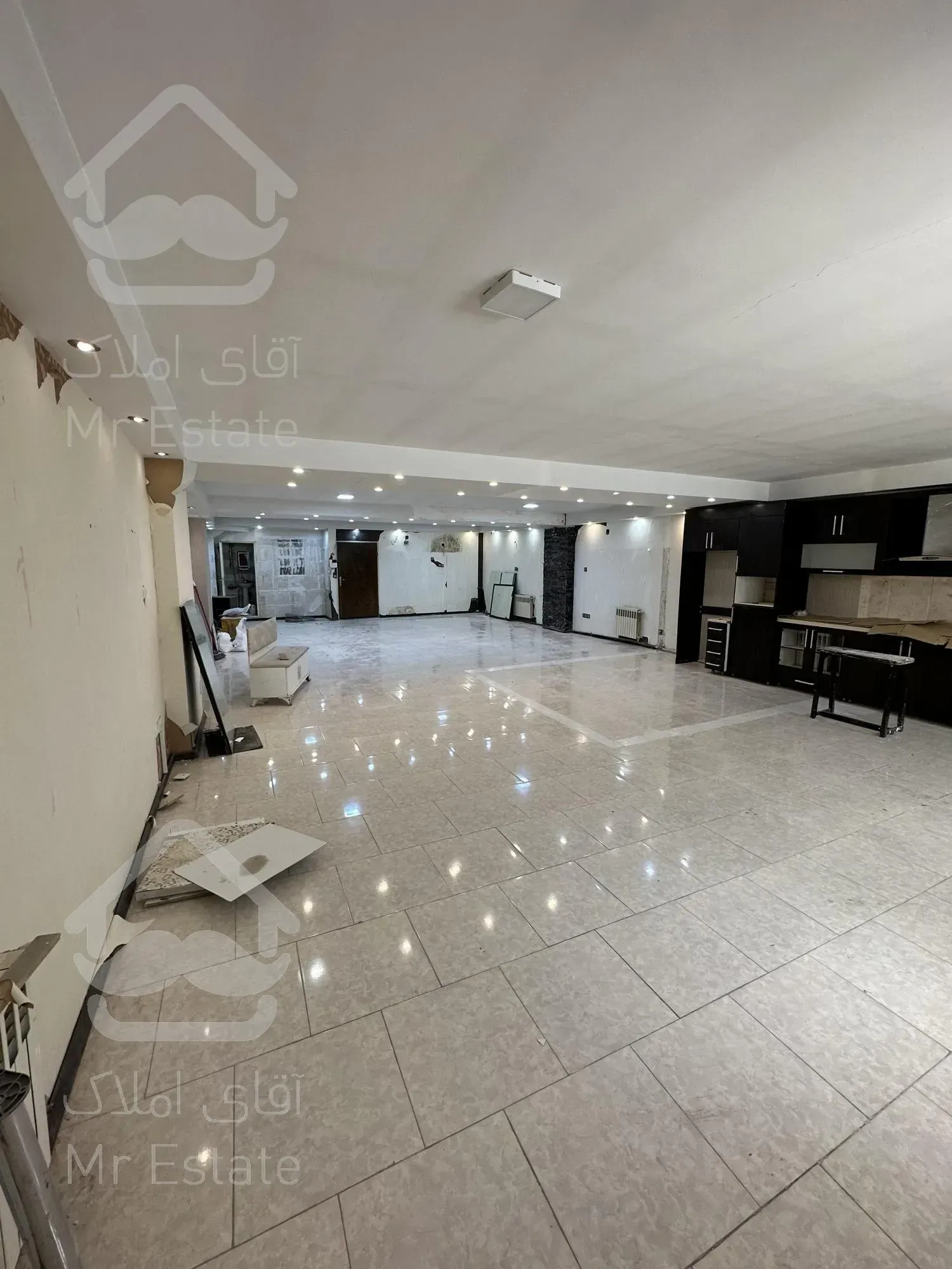 165متر/مرزداران/مناسب سالن آرایشی ،مزون و..