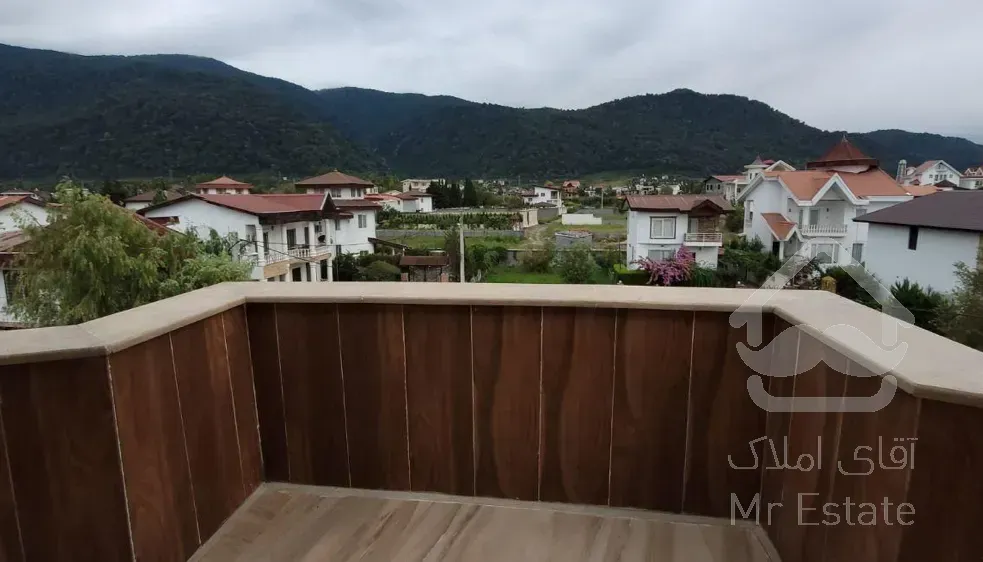 ۳۳۴ متر ویلا شهرکی در نوشهر زیبا