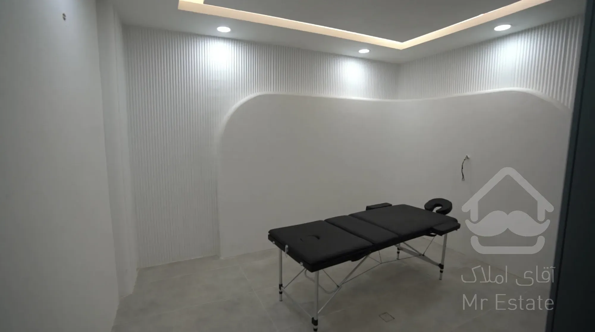 منزل رویایی ۱۱۶ متری در لاله با چشم انداز عالی و امکانات هتلینگ