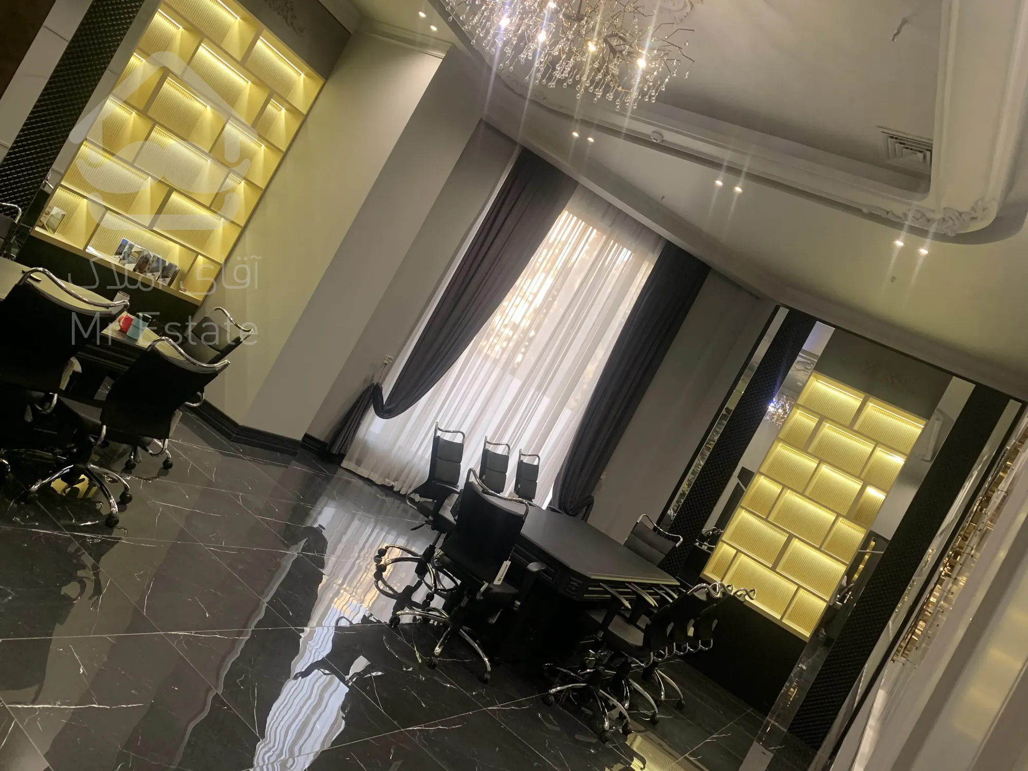 پیش فروش واحد 128 متری متری دو خواب در منطقه 8 رونیکا پالاس دردشت