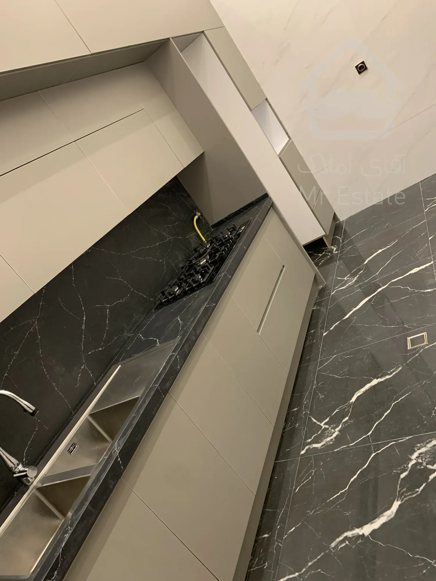 پیش فروش 125 متری دو خواب در رونیکا پالاس دردشت