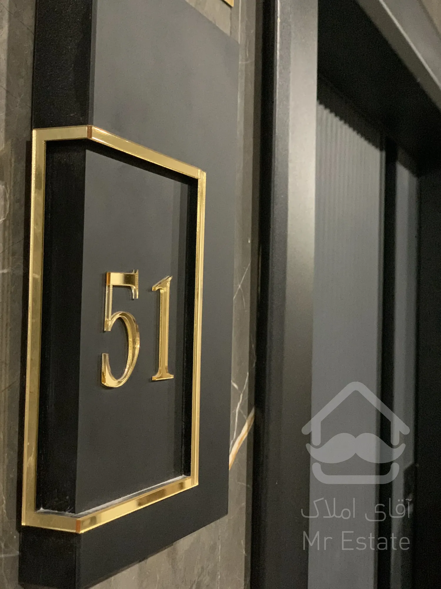 پیش فروش واحد125 متری دو خواب در رونیکا پالاس دردشت