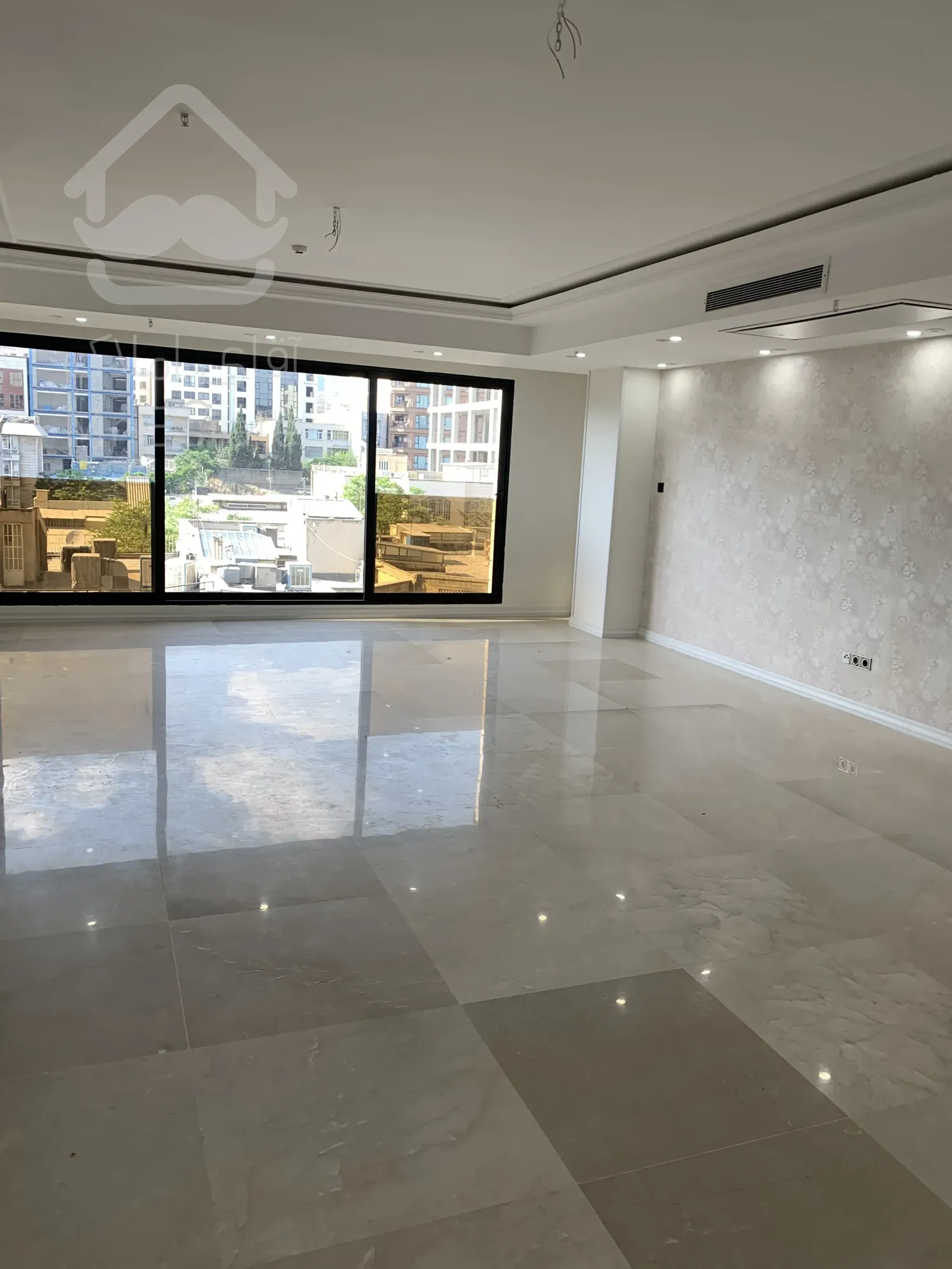 پیش فروش واحد 129 متری دو خواب در رونیکا پالاس دردشت با شرایط پرداخت بی تکرار