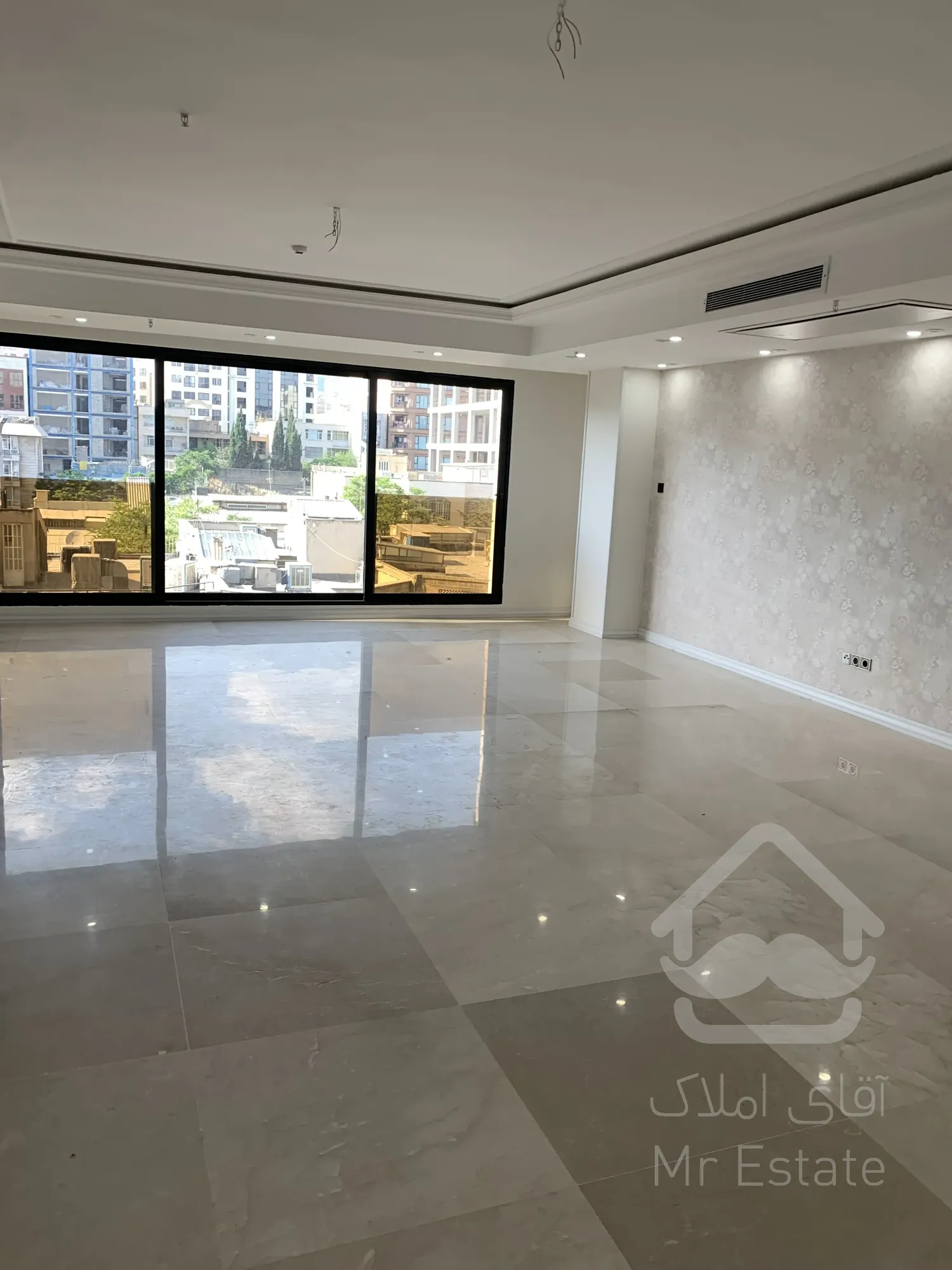 پیش فروش واحد 121 متری دو خواب در رونیکا پالاس دردشت با شرایط پرداخت قسطی