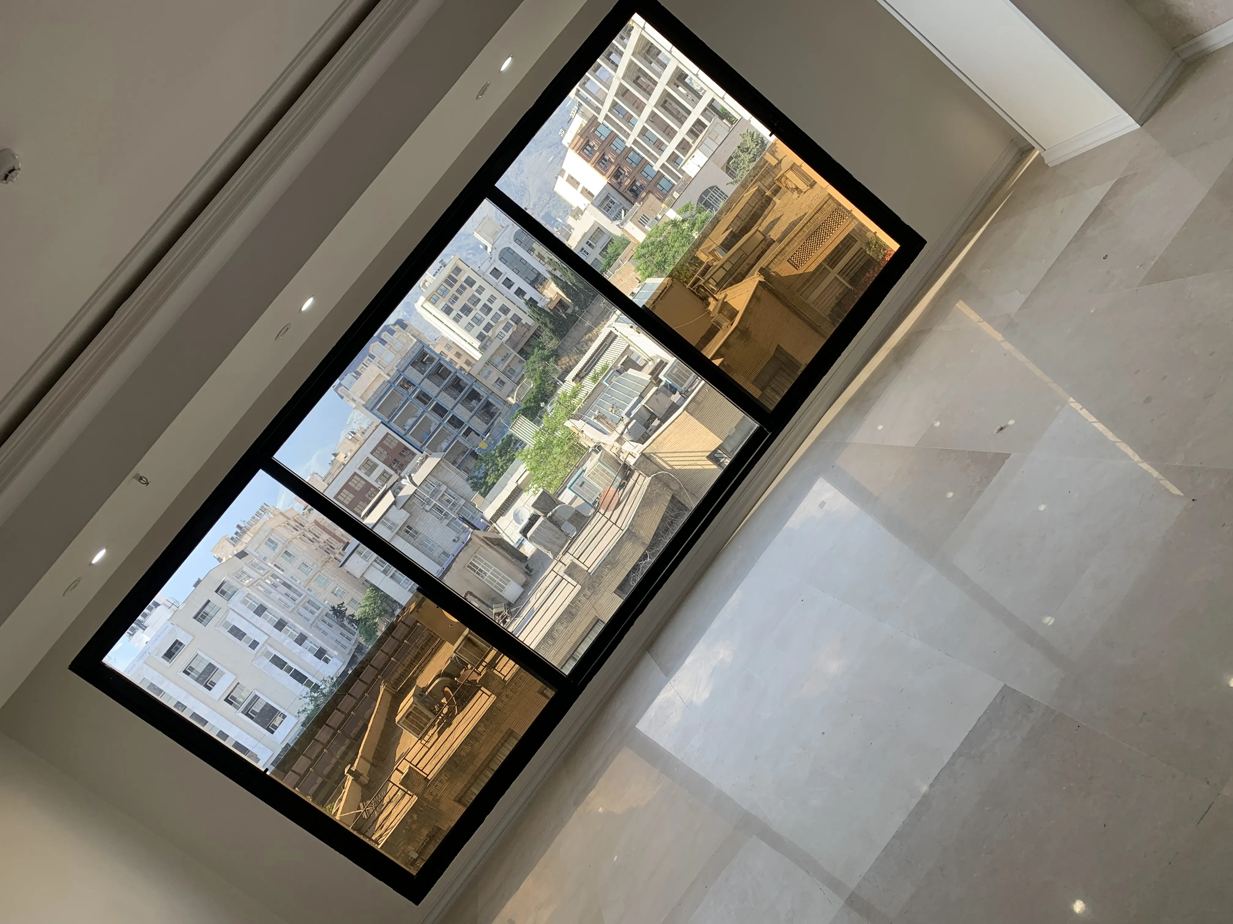 پیش فروش واحد 129 متری دو خواب در رونیکا پالاس دردشت در منطقه 8