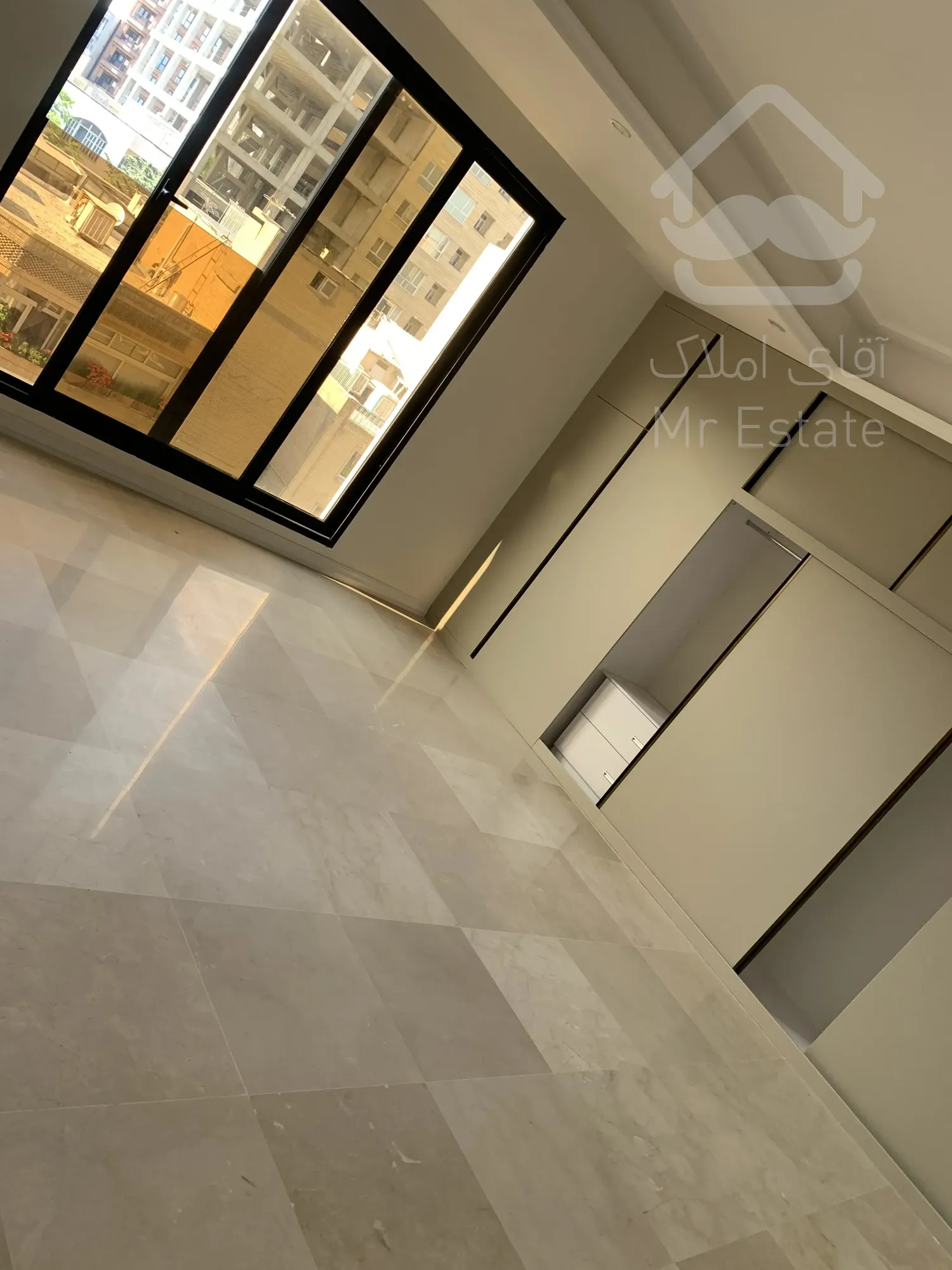 پیش فروش  اقساطی 95 متر نیایش  پروژه رونیکا پالاس/ لوکس و لاکچری