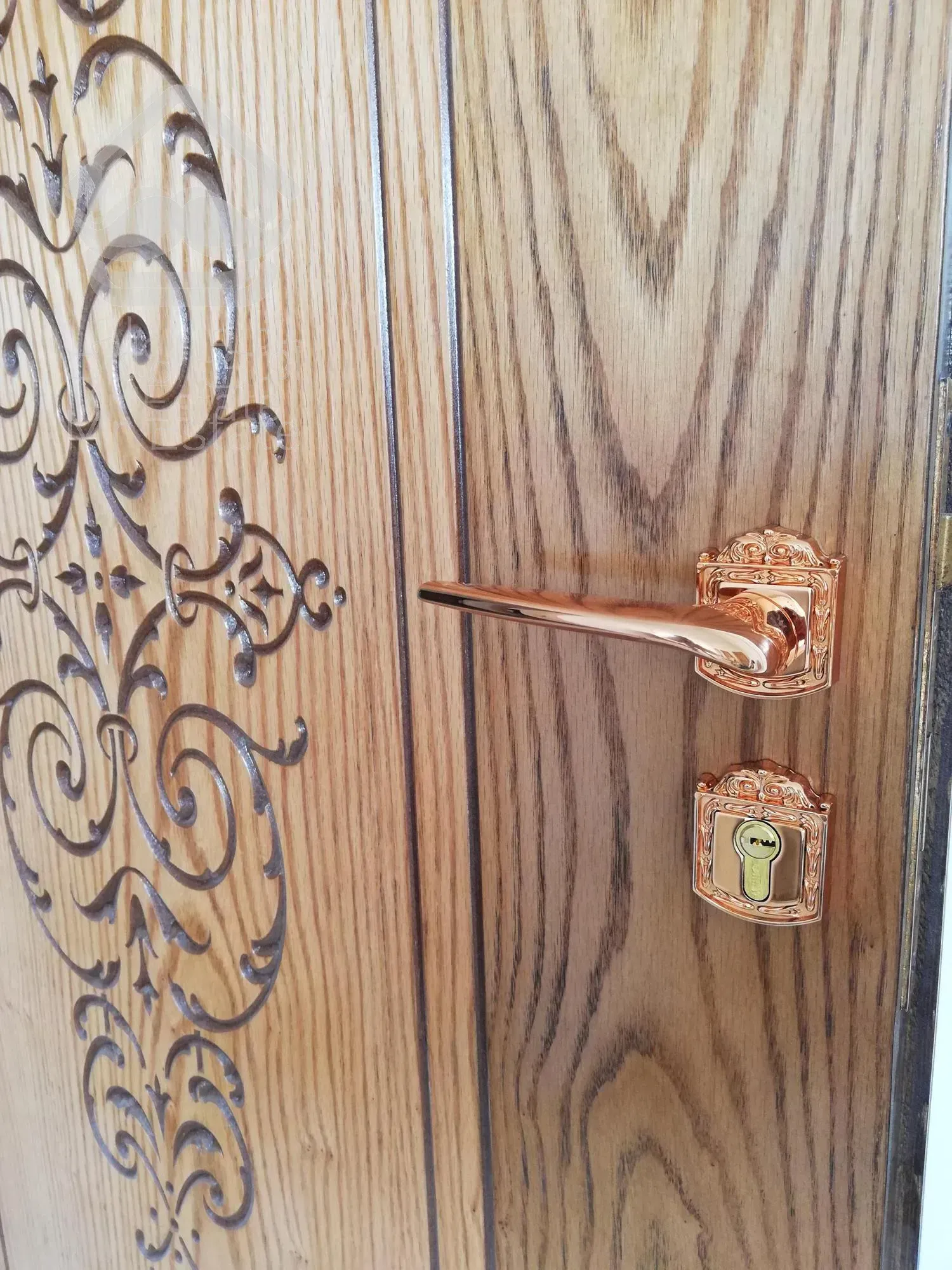 آپارتمان فول، 6 واحد مستقل