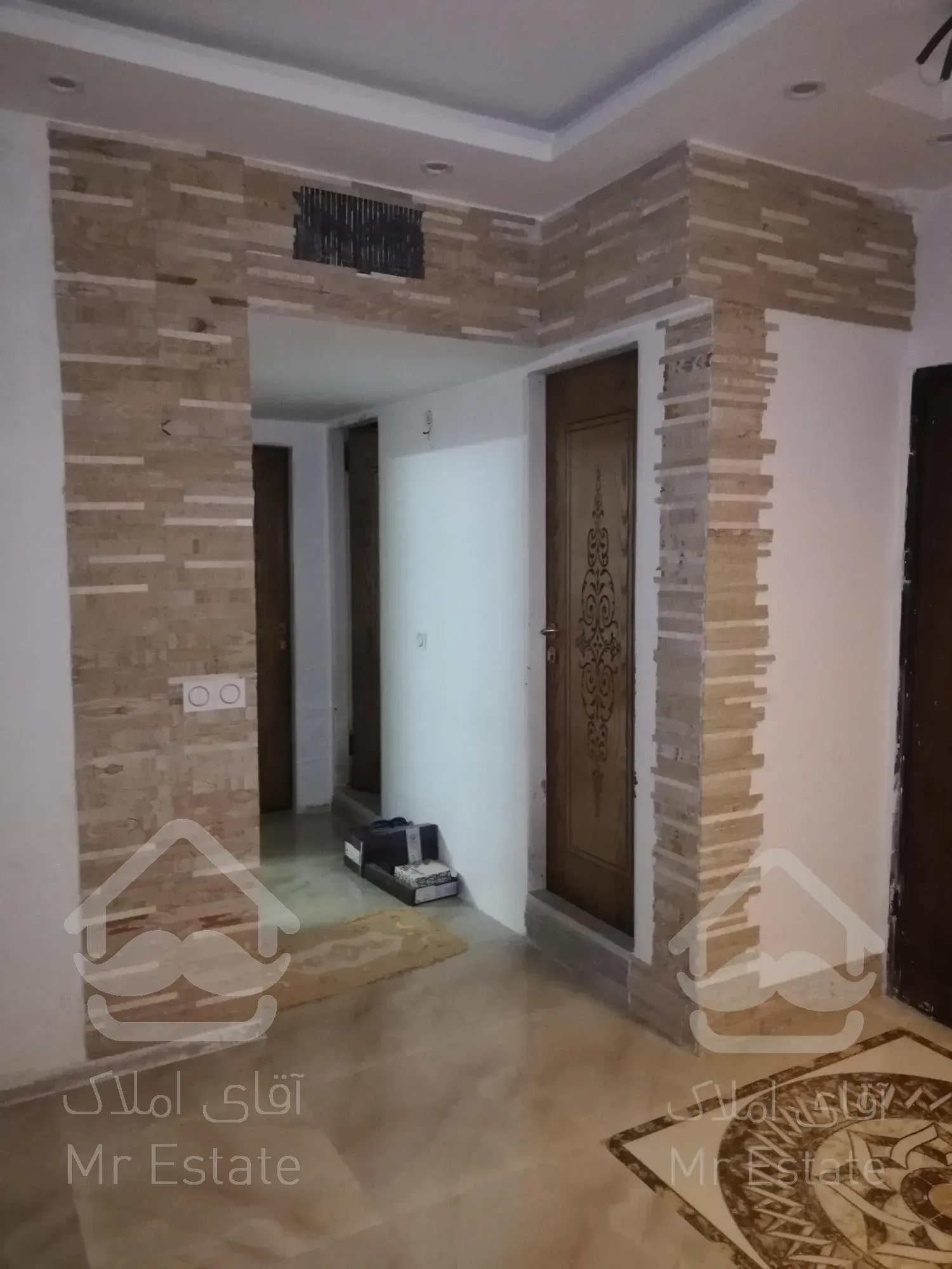 آپارتمان فول، 6 واحد مستقل