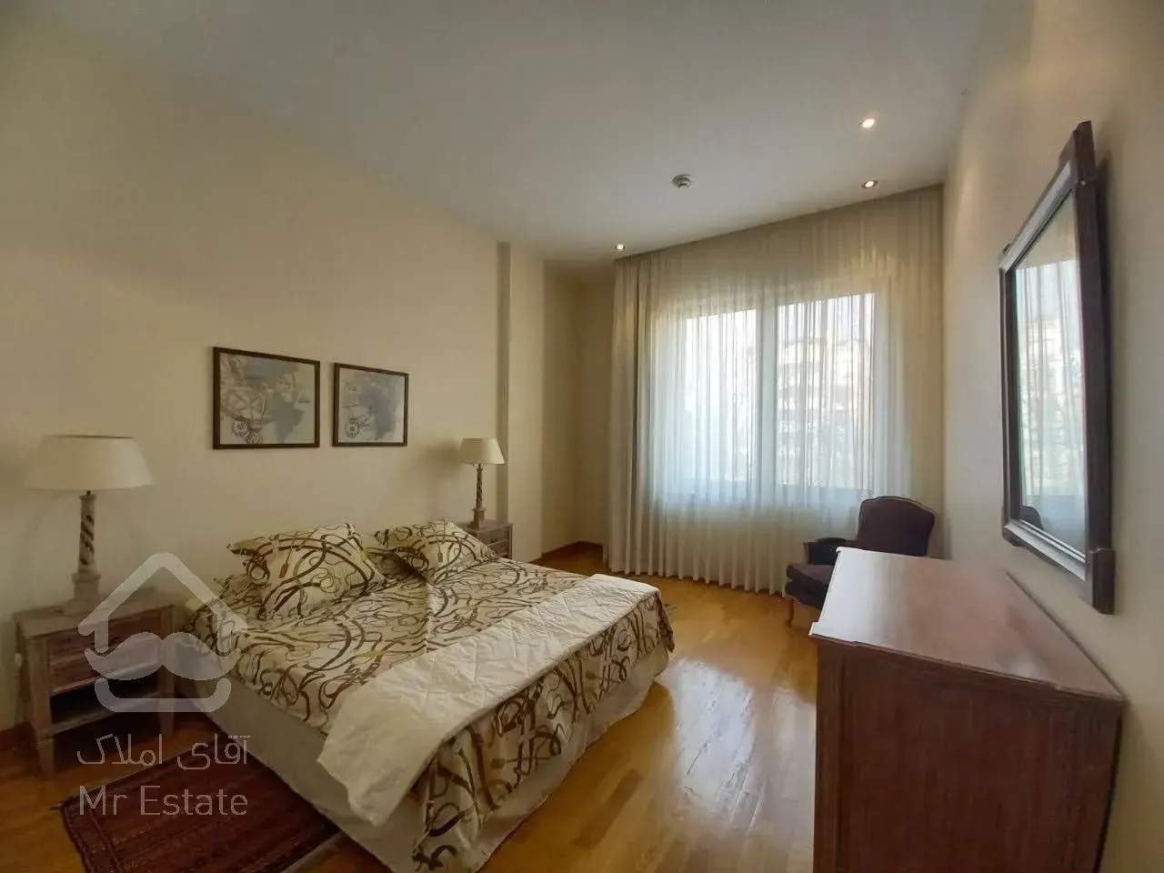 فروش ویلا 470 متر زیر قیمت در جمشیدیه