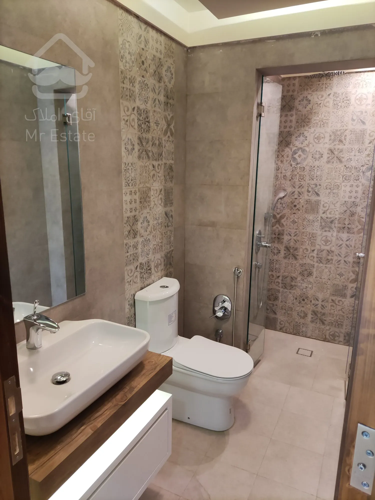 اجاره 150 متری اختیاریه