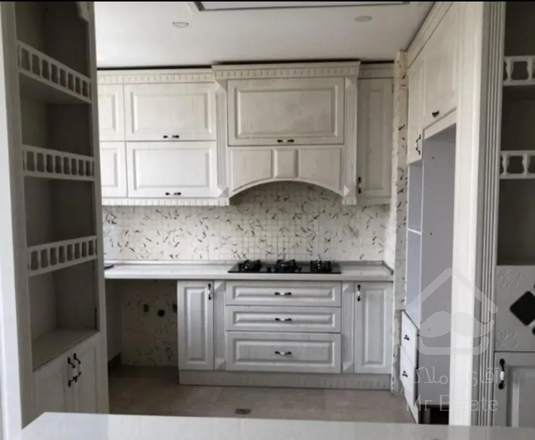 فروش 90 متری اختیاریه