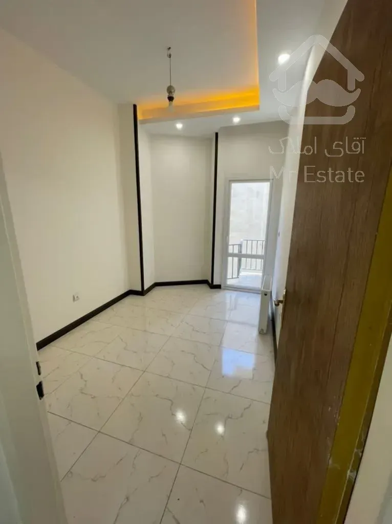 آپارتمان ۸۱ متری دو خواب رو به آفتاب پونک المهدی