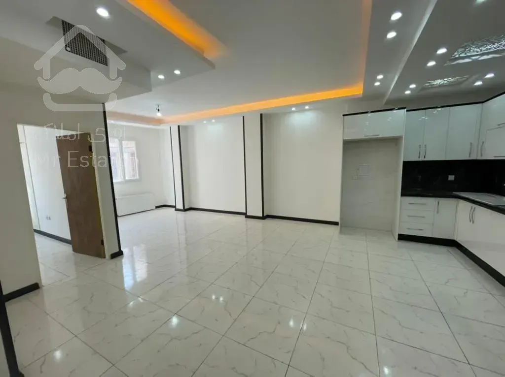 آپارتمان ۸۱ متری دو خواب رو به آفتاب پونک المهدی